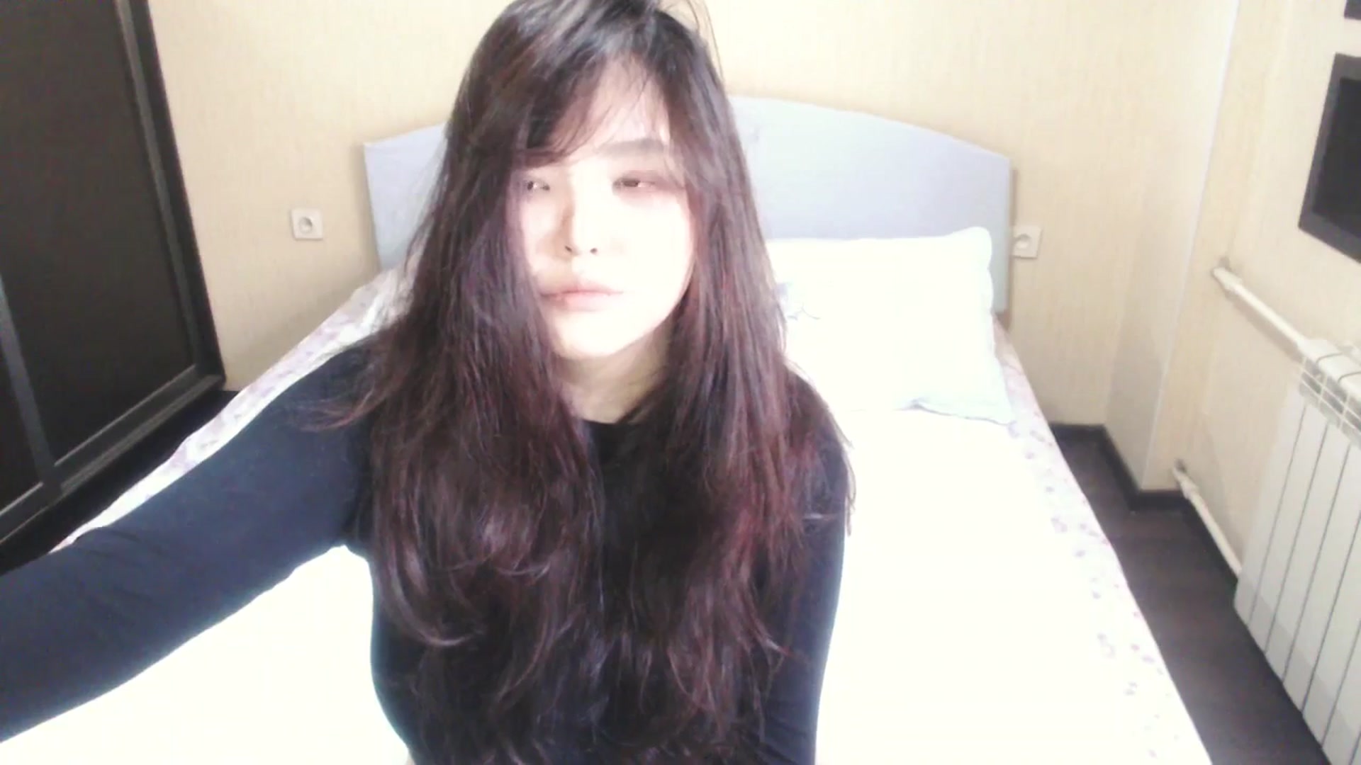 Gallery image thumbnail from AmaiSan's myfreecams stream on, 04/28/2025, 06:50 image 4 of 20