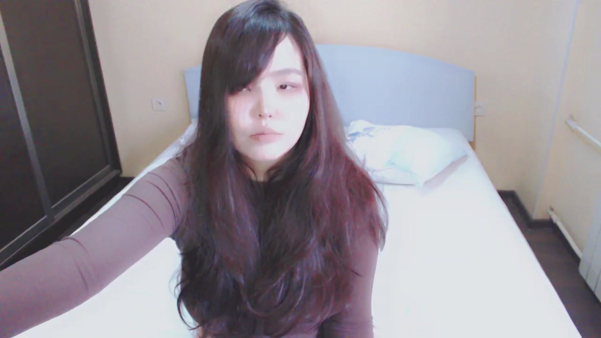 Gallery image thumbnail from AmaiSan's myfreecams stream on, 05/07/2025, 05:31 image 14 of 20