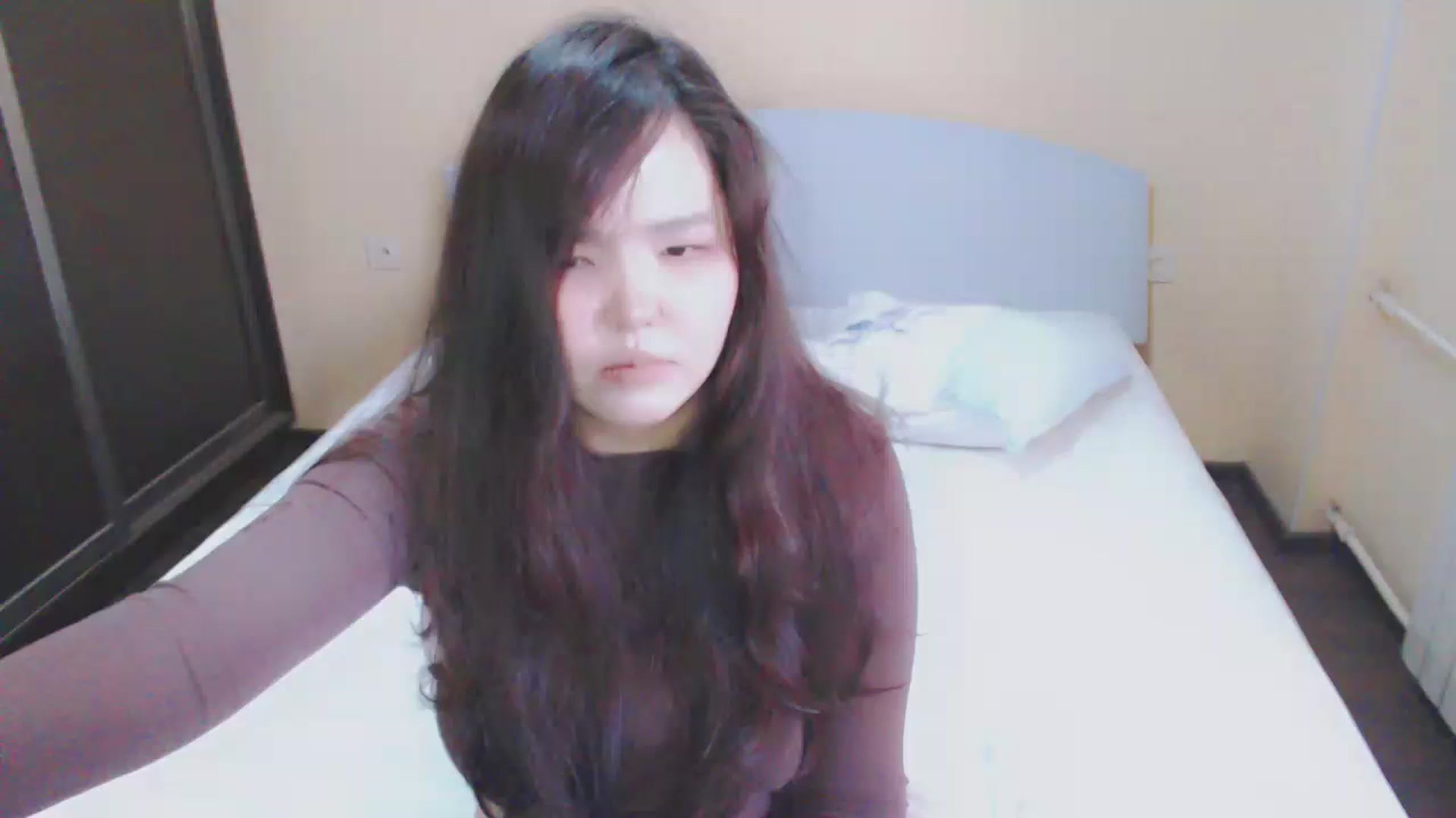 Gallery image thumbnail from AmaiSan's myfreecams stream on, 05/07/2025, 05:31 image 18 of 20