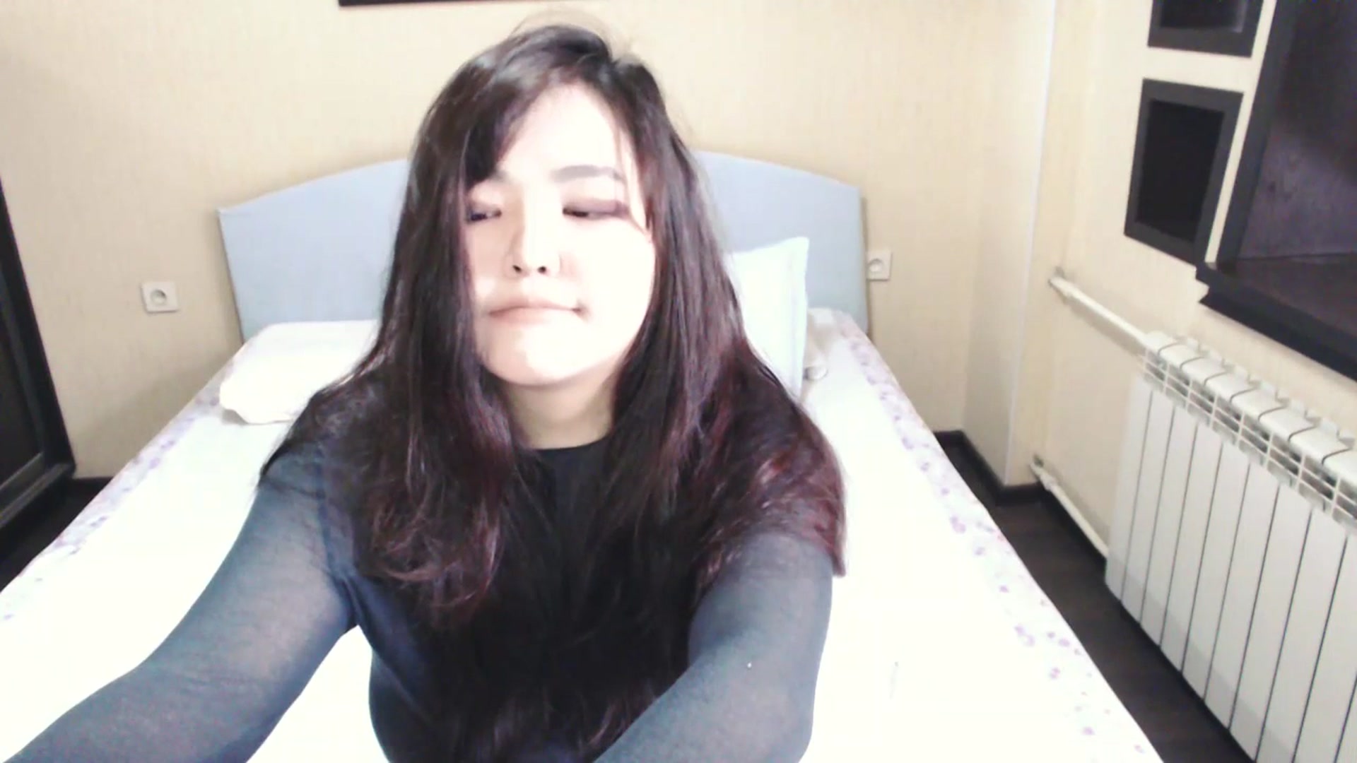 Gallery image thumbnail from AmaiSan's myfreecams stream on, 05/10/2025, 07:42 image 3 of 20