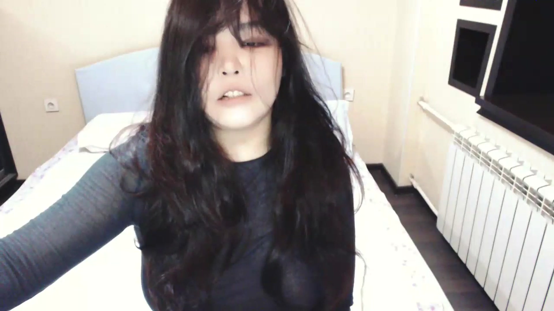 Gallery image thumbnail from AmaiSan's myfreecams stream on, 05/11/2025, 17:53 image 4 of 20