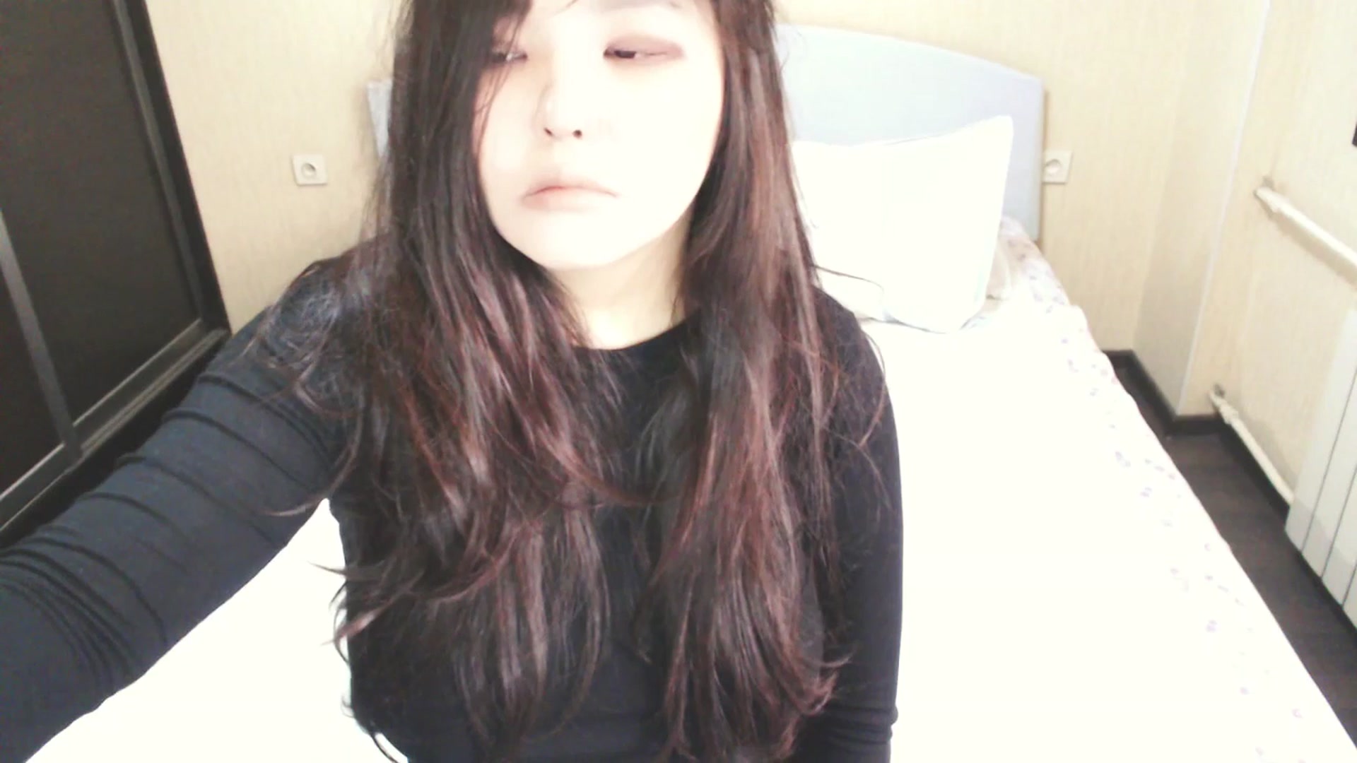 Gallery image thumbnail from AmaiSan's myfreecams stream on, 05/14/2025, 05:38 image 8 of 20
