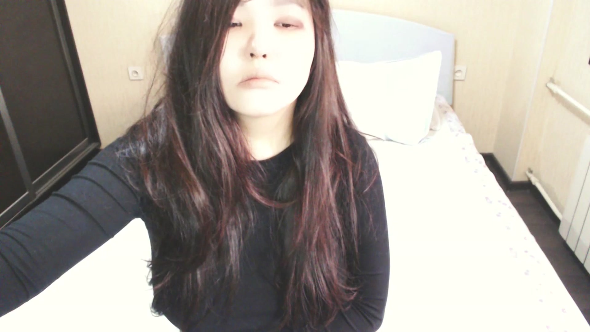 Gallery image thumbnail from AmaiSan's myfreecams stream on, 05/14/2025, 05:38 image 9 of 20