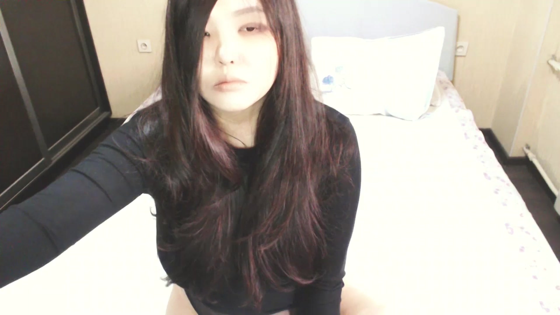 Gallery image thumbnail from AmaiSan's myfreecams stream on, 05/14/2025, 06:47 image 8 of 20