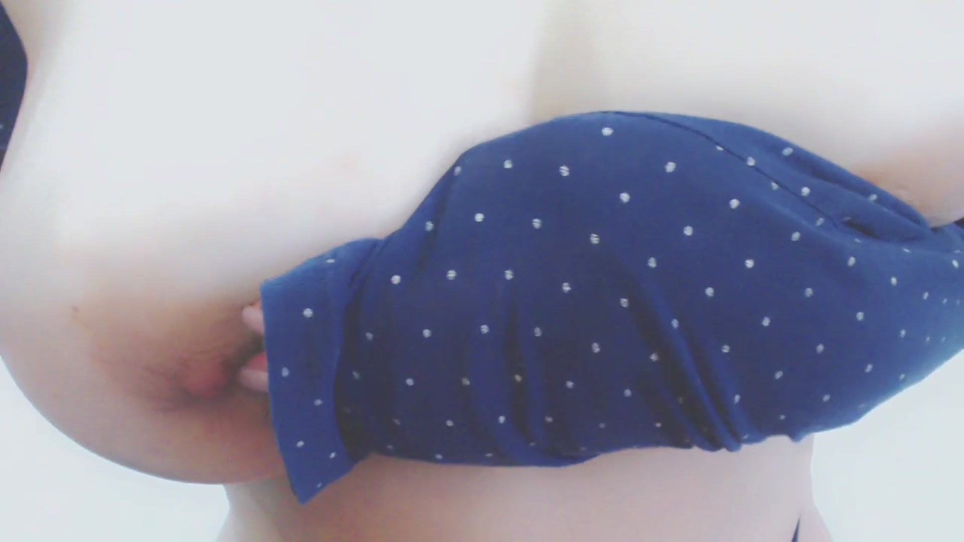 Gallery image thumbnail from AmaiSan's myfreecams stream on, 05/17/2025, 07:01 image 9 of 20