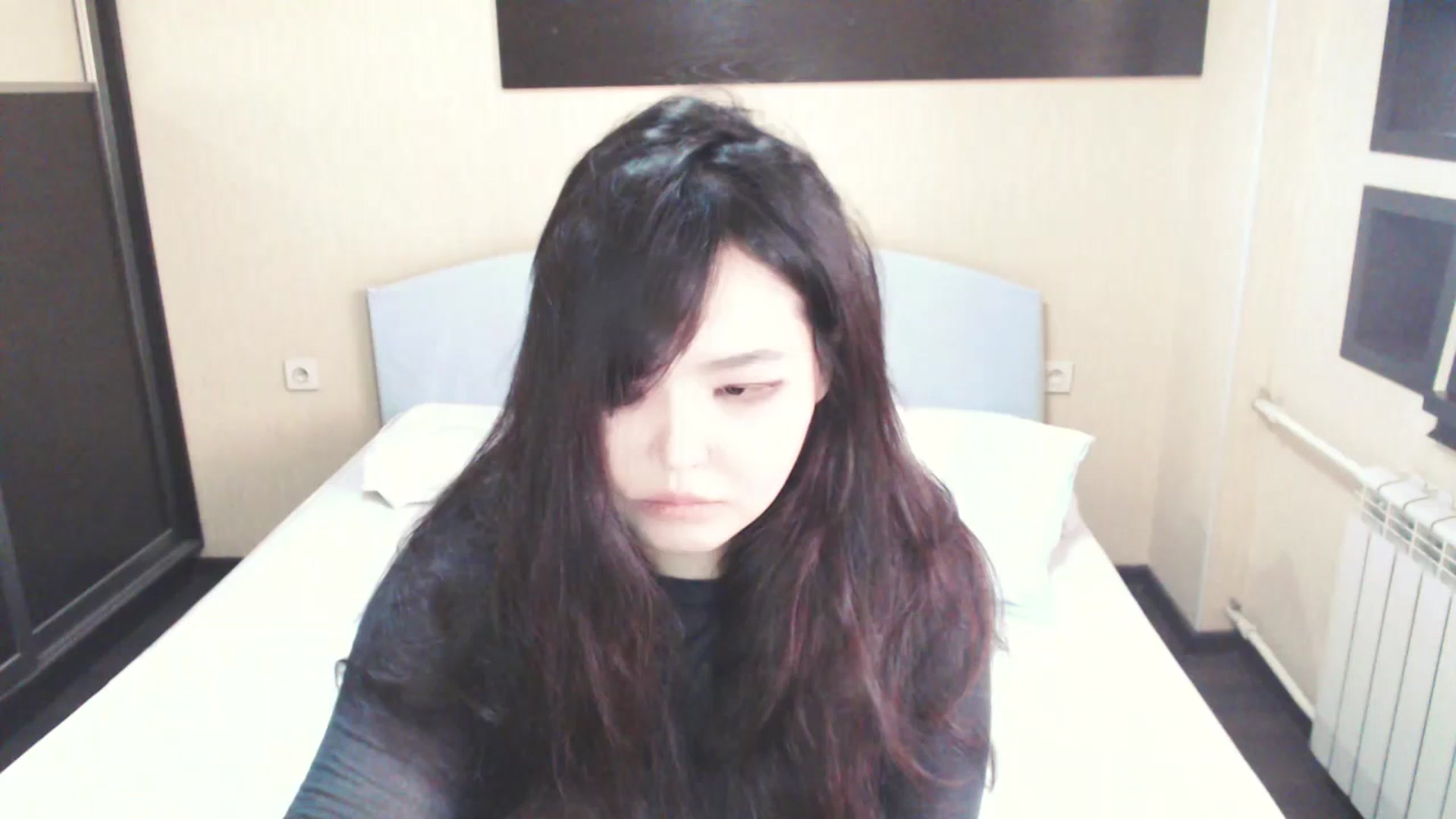 Gallery image thumbnail from AmaiSan's myfreecams stream on, 05/19/2025, 05:30 image 9 of 20