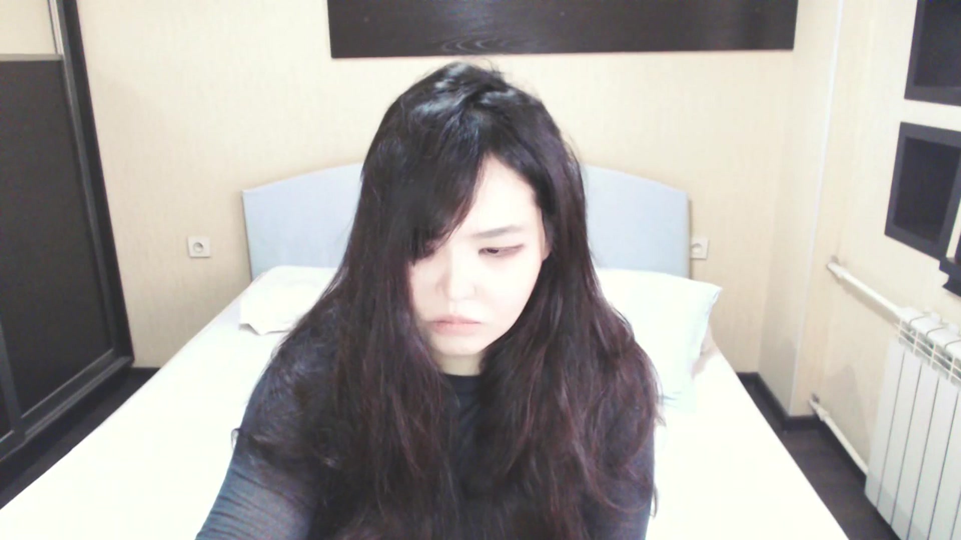 Gallery image thumbnail from AmaiSan's myfreecams stream on, 05/19/2025, 05:30 image 10 of 20