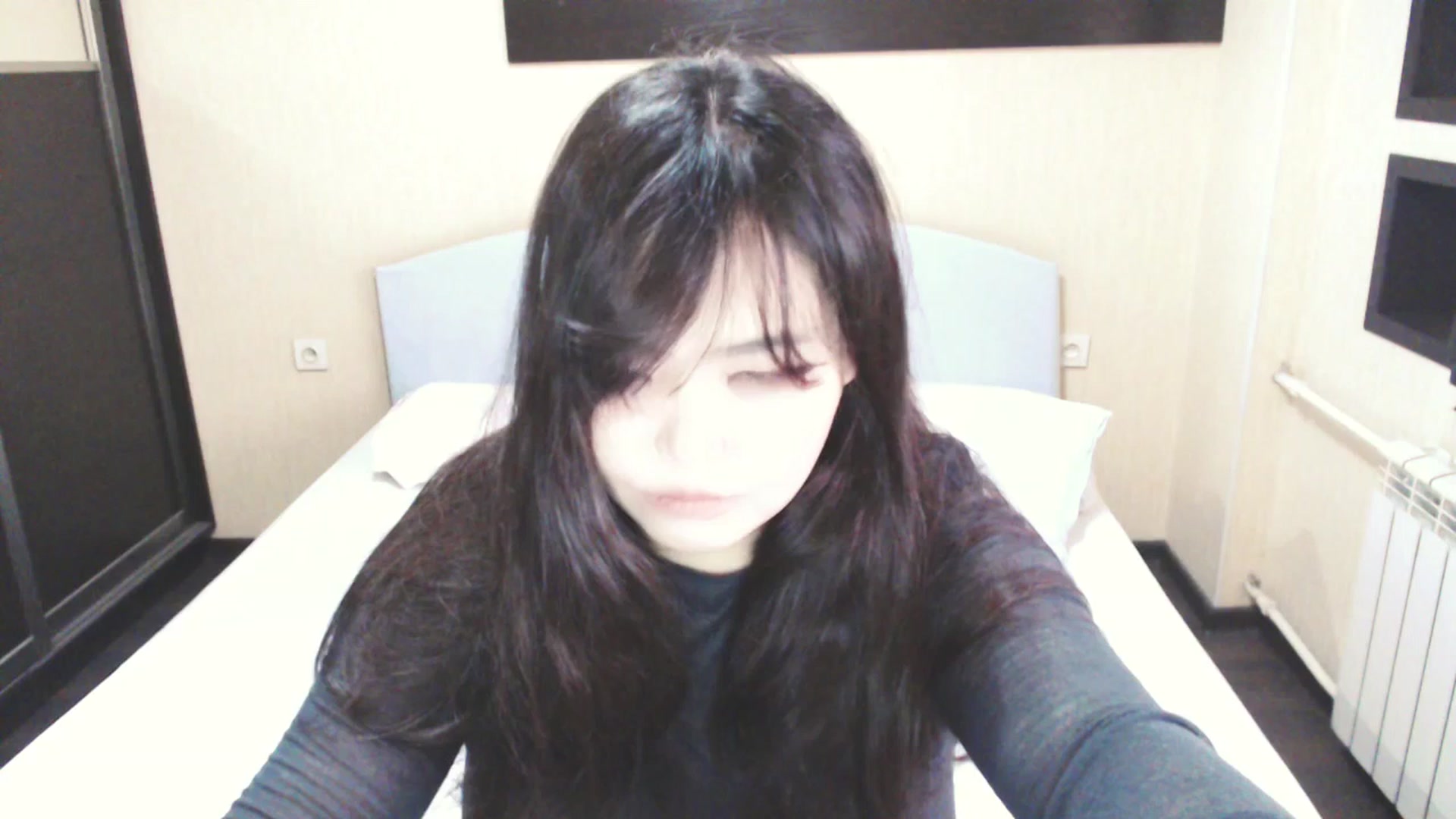 Gallery image thumbnail from AmaiSan's myfreecams stream on, 05/19/2025, 05:30 image 2 of 20