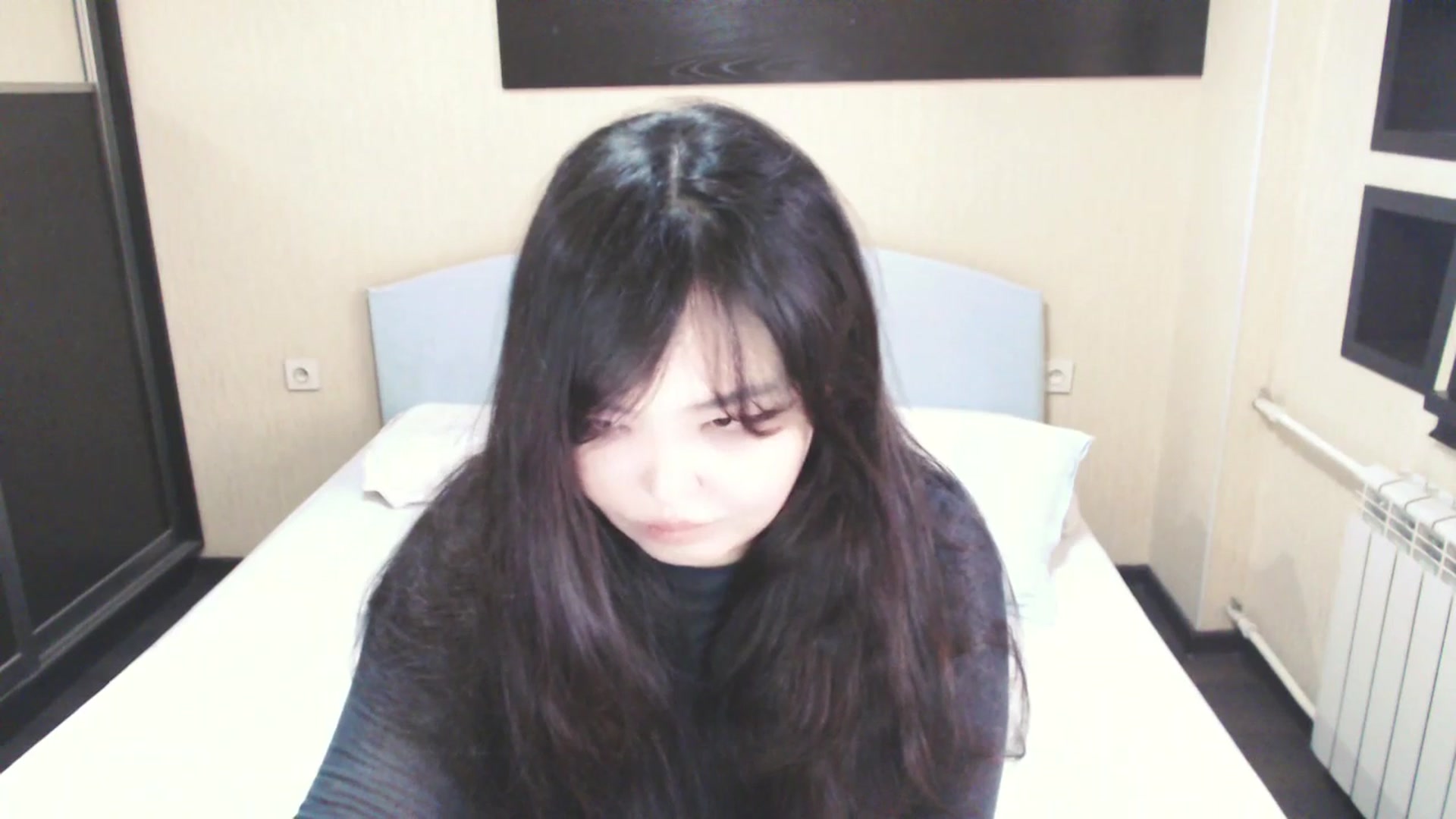 Gallery image thumbnail from AmaiSan's myfreecams stream on, 05/19/2025, 05:30 image 4 of 20