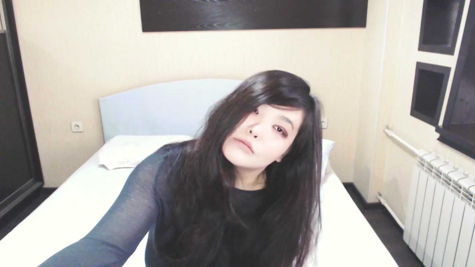 Gallery image thumbnail from AmaiSan's myfreecams stream on, 05/19/2025, 06:50 image 14 of 20