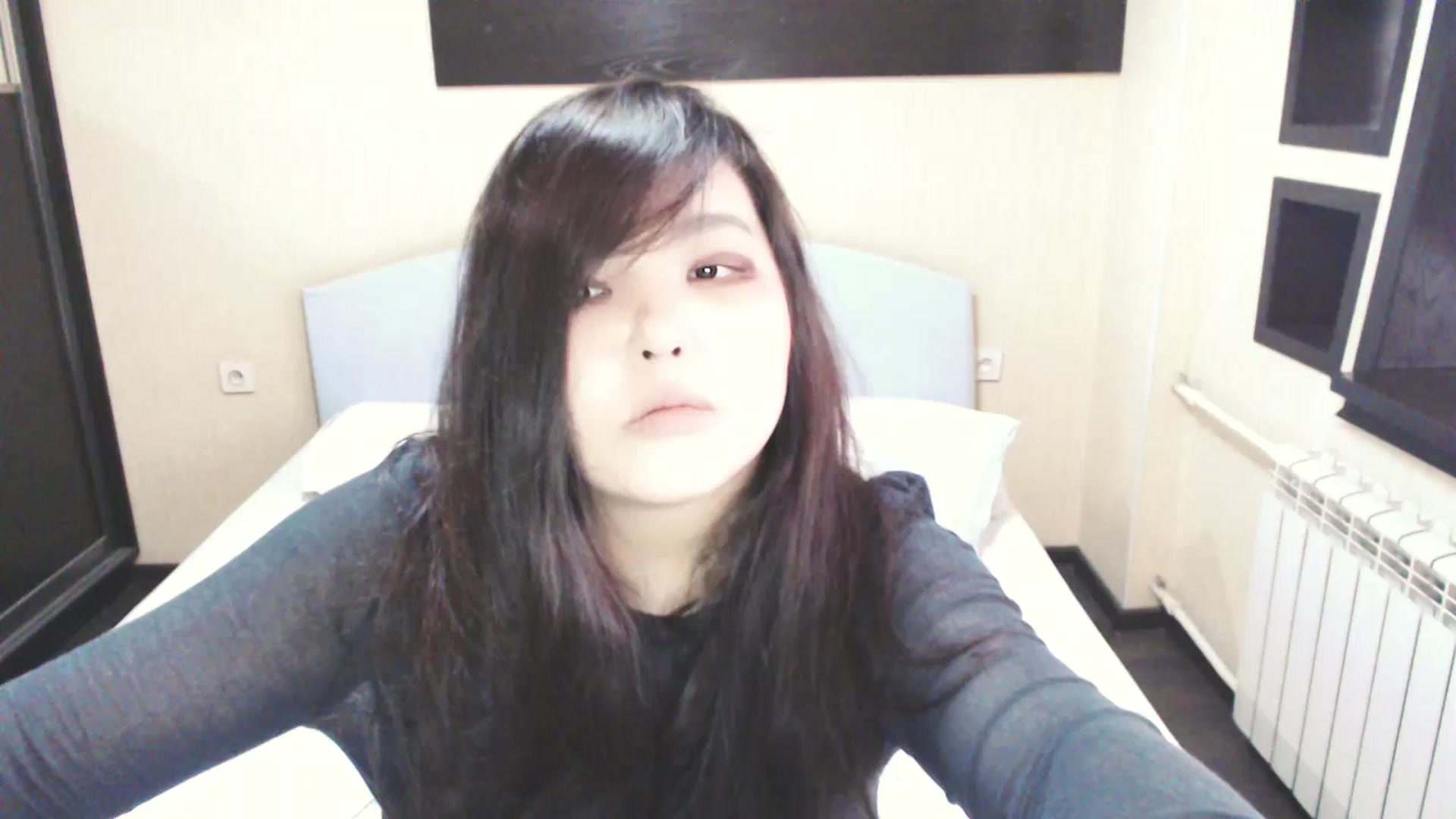 Gallery image thumbnail from AmaiSan's myfreecams stream on, 05/19/2025, 06:50 image 10 of 20