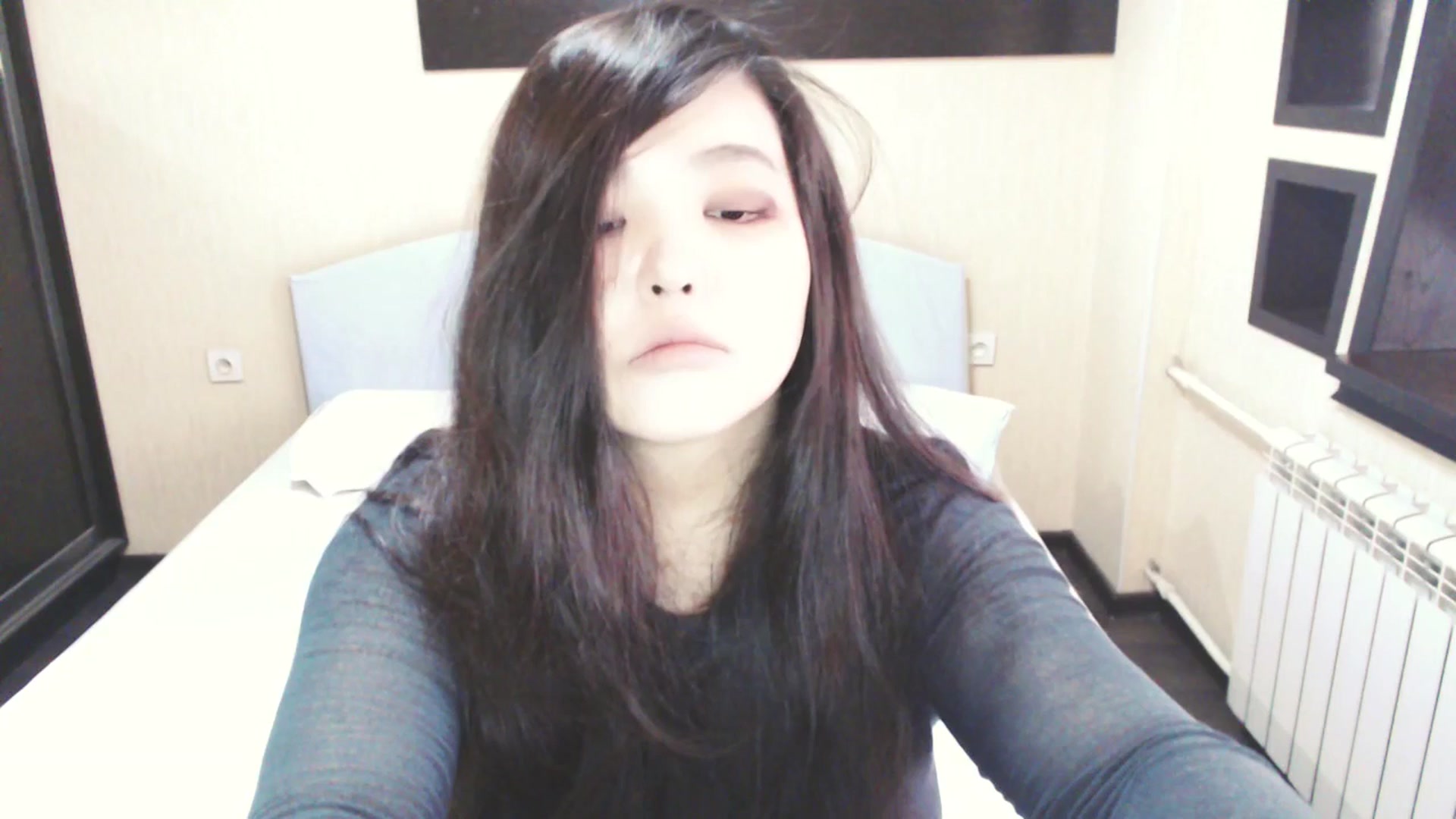 Gallery image thumbnail from AmaiSan's myfreecams stream on, 05/19/2025, 06:50 image 17 of 20