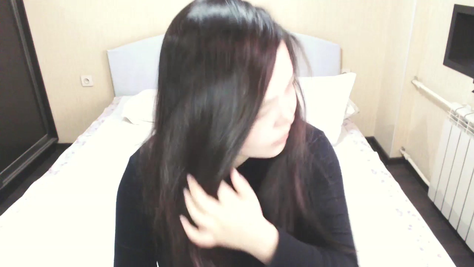 Gallery image thumbnail from AmaiSan's myfreecams stream on, 05/26/2025, 06:32 image 16 of 20