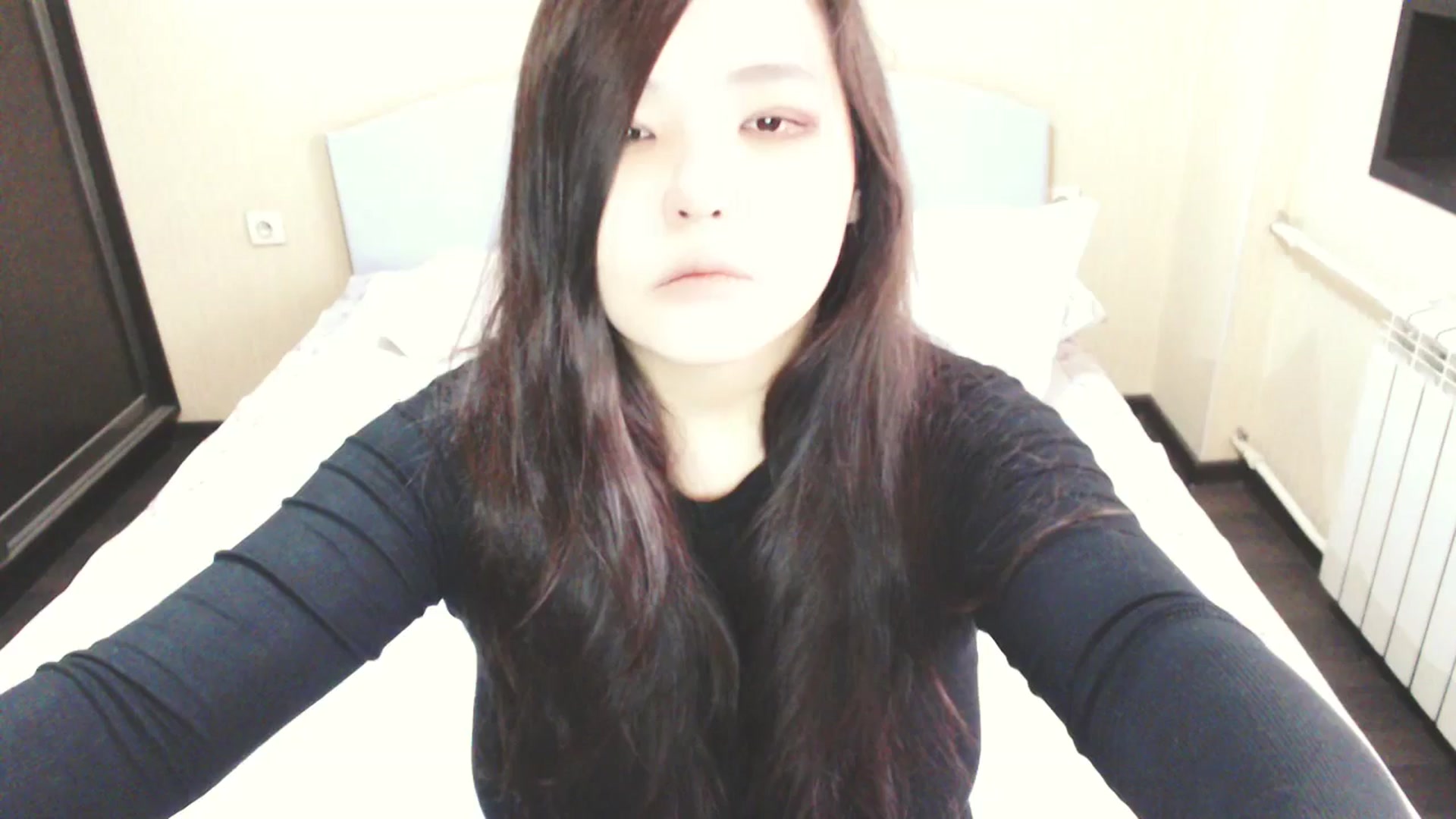 Gallery image thumbnail from AmaiSan's myfreecams stream on, 05/26/2025, 06:32 image 15 of 20