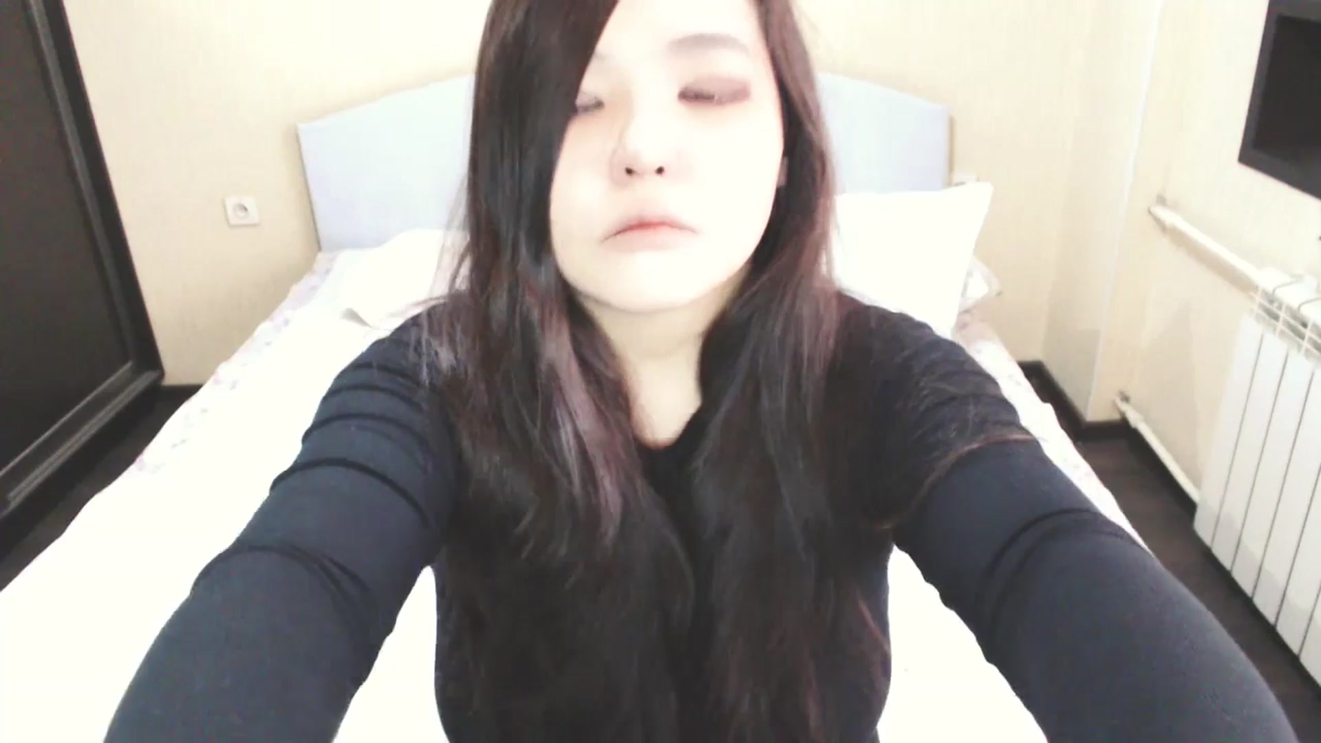 Gallery image thumbnail from AmaiSan's myfreecams stream on, 05/26/2025, 06:32 image 14 of 20