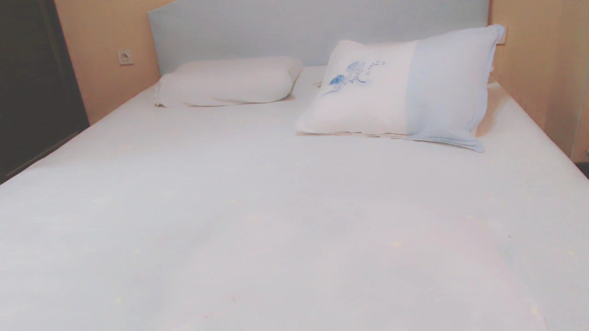 Gallery image thumbnail from AmaiSan's myfreecams stream on, 05/28/2025, 06:55 image 9 of 20