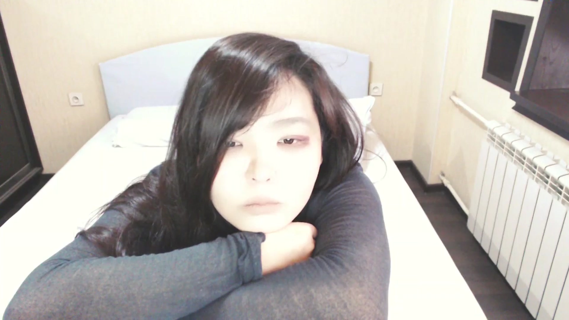Gallery image thumbnail from AmaiSan's myfreecams stream on, 05/28/2025, 06:55 image 12 of 20