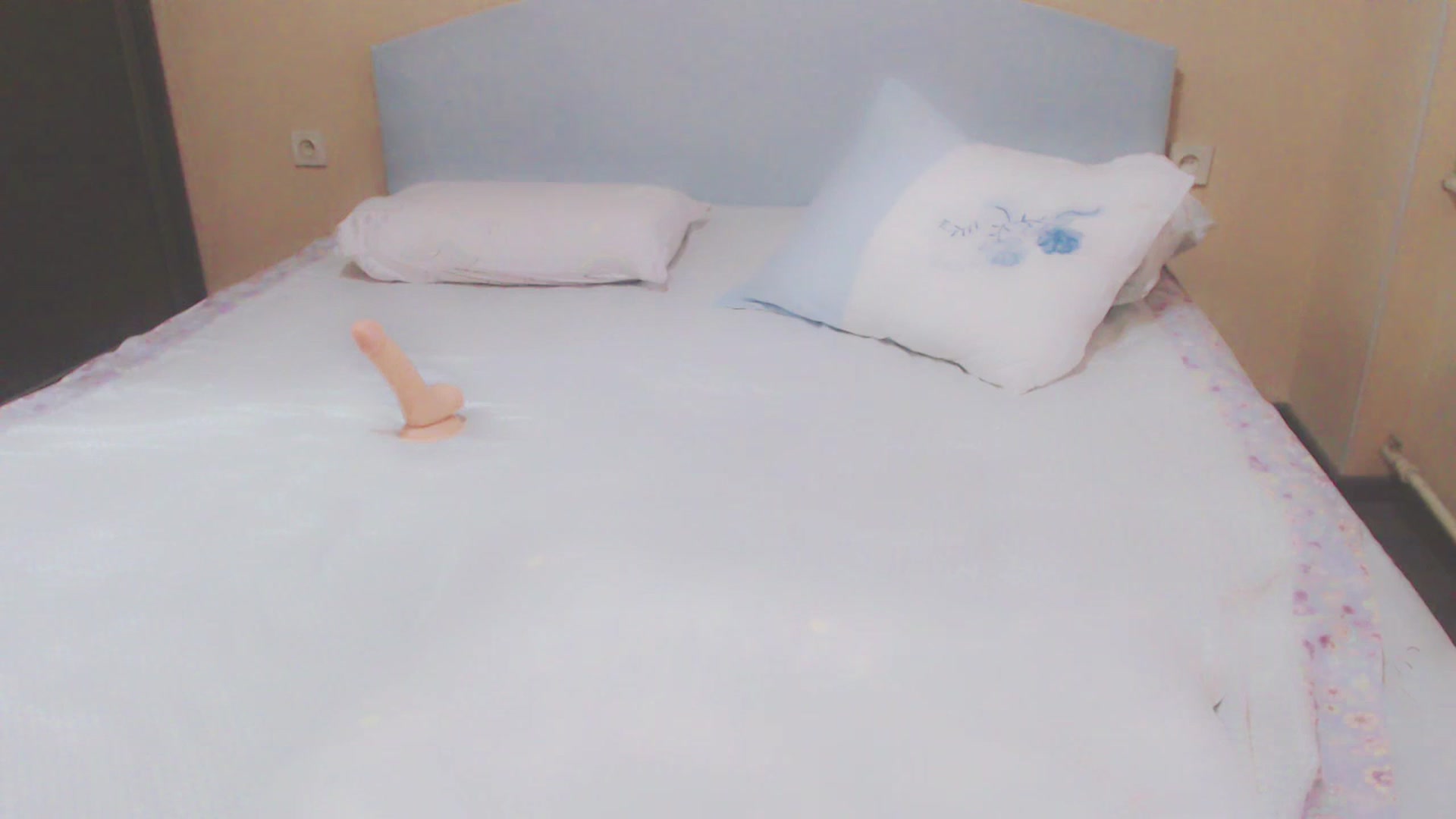 Gallery image thumbnail from AmaiSan's myfreecams stream on, 06/06/2025, 07:14 image 15 of 20