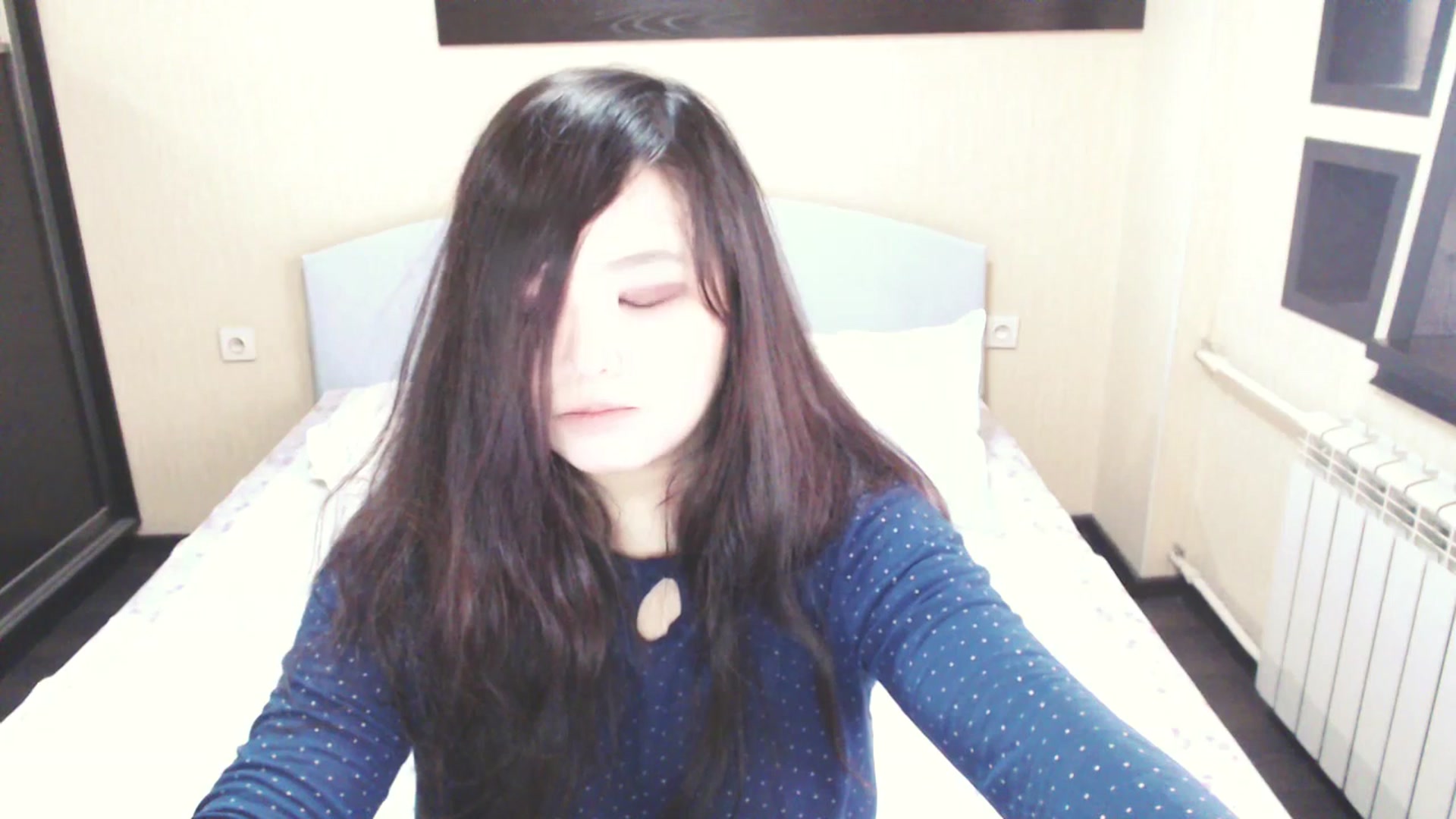 Gallery image thumbnail from AmaiSan's myfreecams stream on, 06/25/2025, 07:04 image 8 of 20