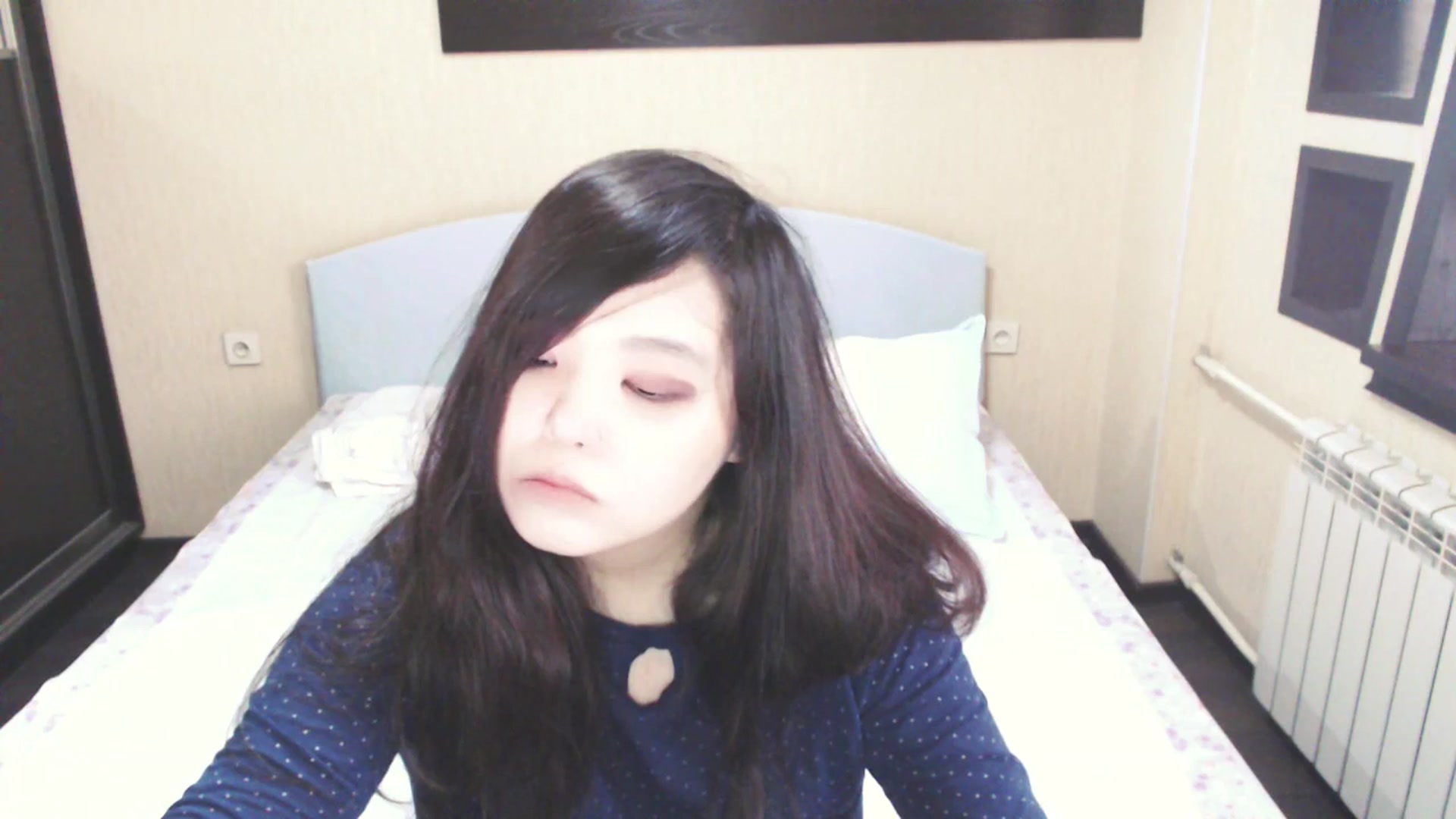 Gallery image thumbnail from AmaiSan's myfreecams stream on, 06/25/2025, 07:04 image 7 of 20