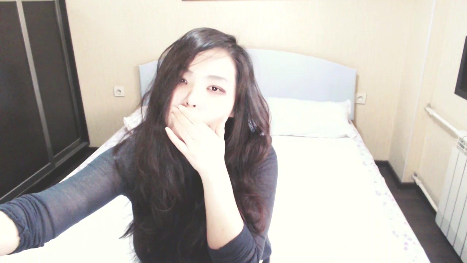 Gallery image thumbnail from AmaiSan's myfreecams stream on, 07/30/2025, 07:07 image 16 of 20