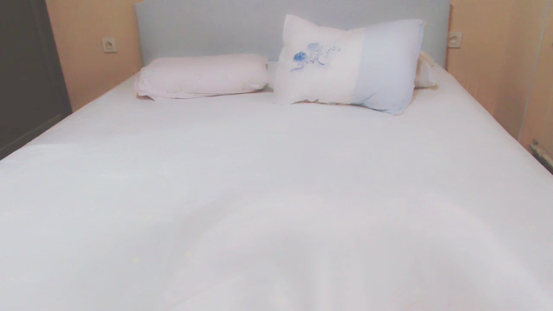 Gallery image thumbnail from AmaiSan's myfreecams stream on, 08/03/2025, 08:18 image 10 of 20