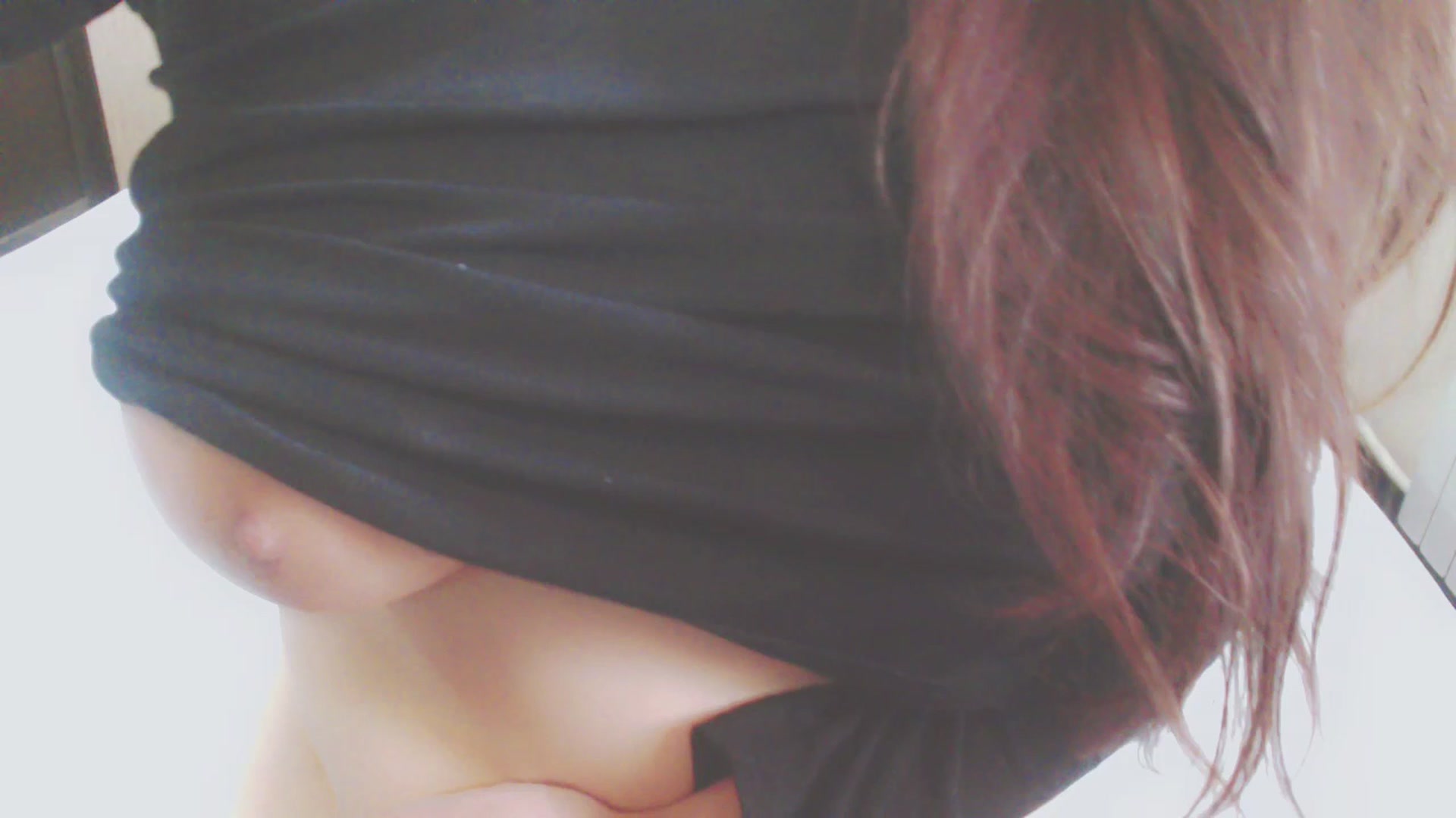 Gallery image thumbnail from AmaiSan's myfreecams stream on, 08/04/2025, 07:01 image 6 of 20