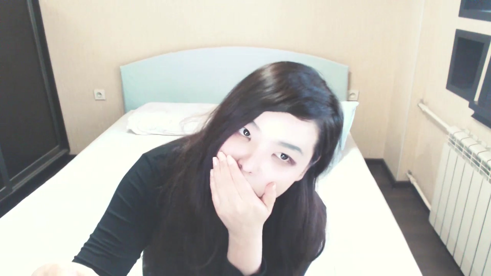 Gallery image thumbnail from AmaiSan's myfreecams stream on, 08/06/2025, 07:25 image 3 of 20
