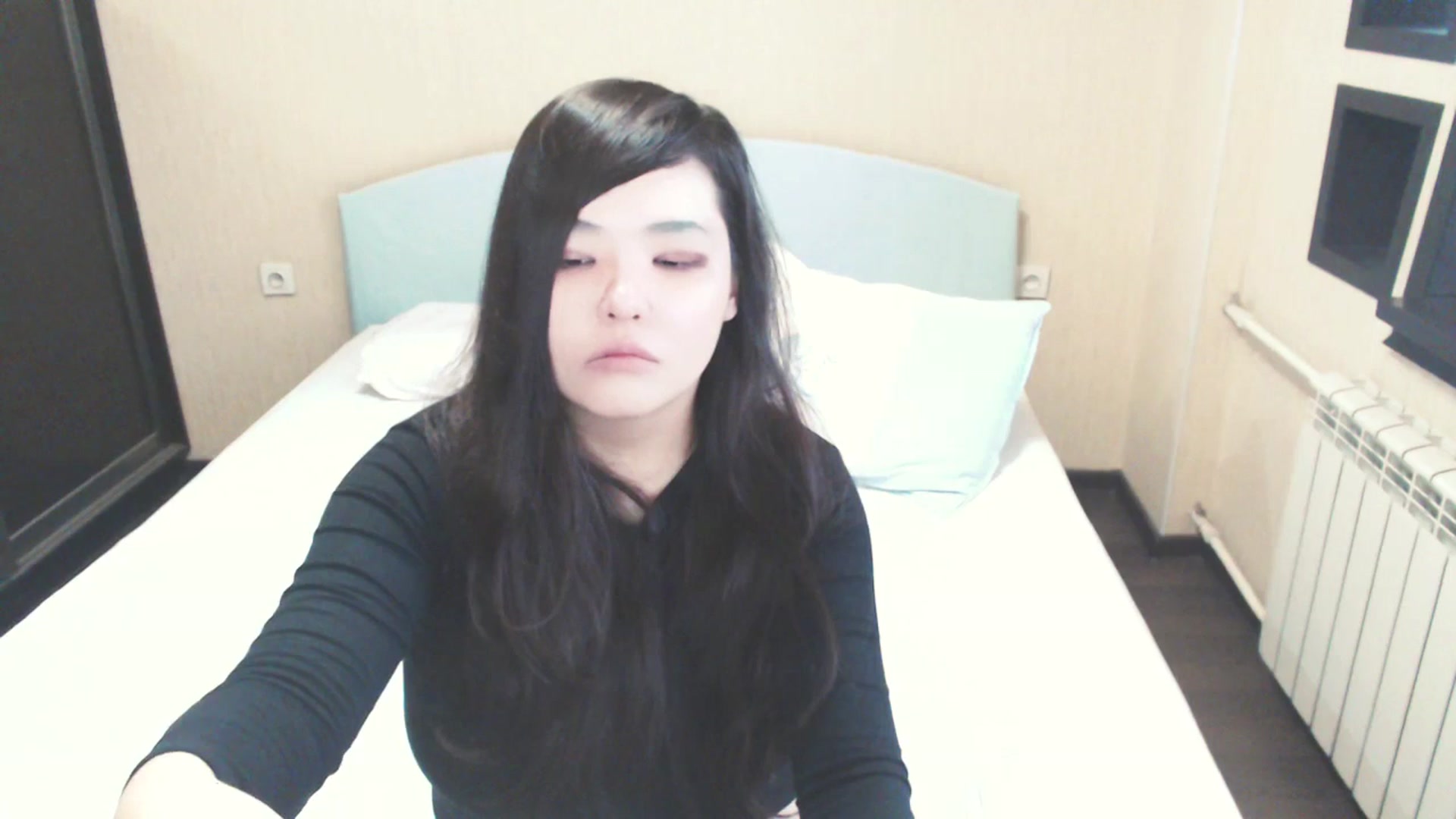 Gallery image thumbnail from AmaiSan's myfreecams stream on, 08/06/2025, 07:25 image 7 of 20