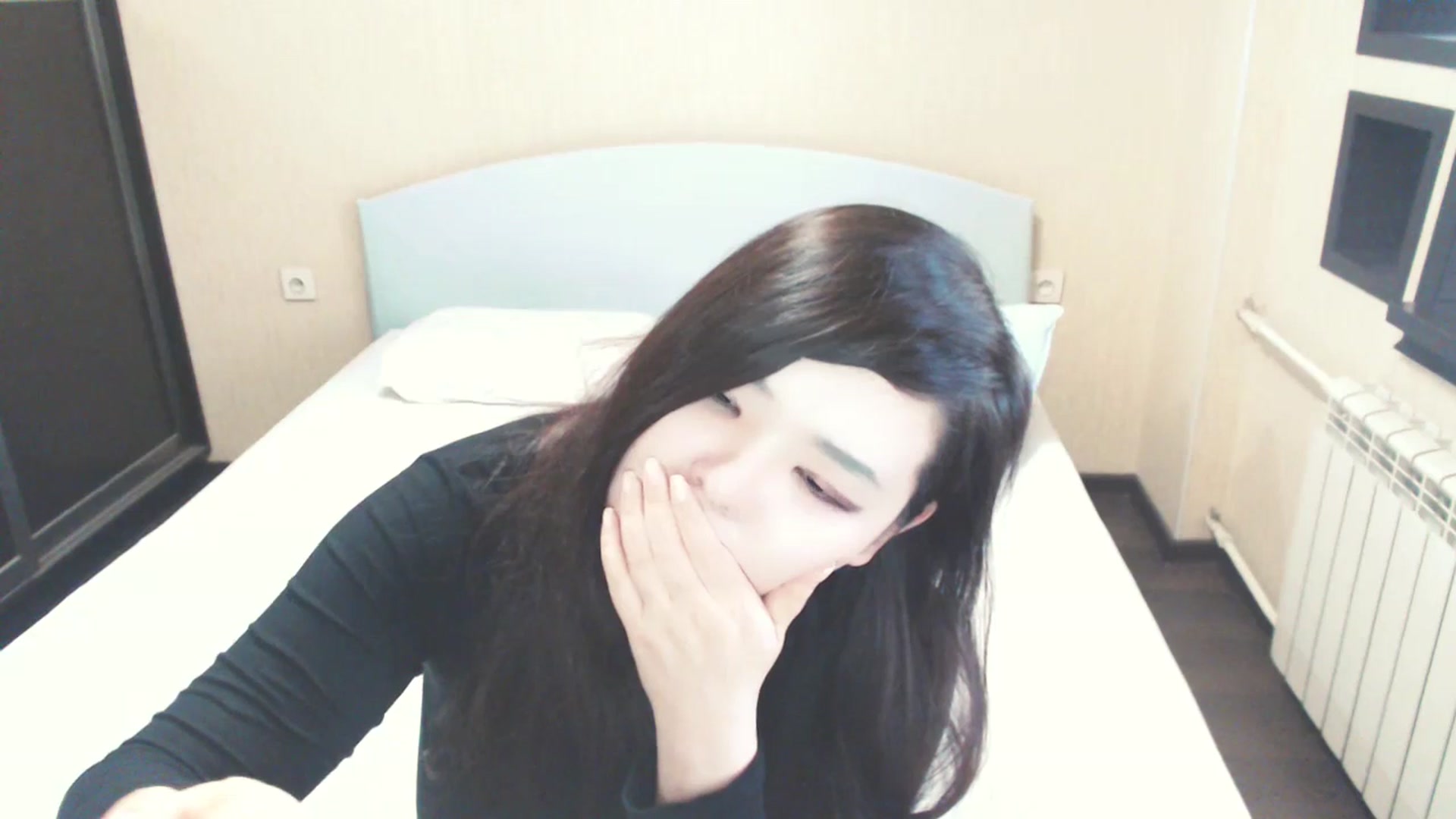 Gallery image thumbnail from AmaiSan's myfreecams stream on, 08/06/2025, 07:25 image 4 of 20