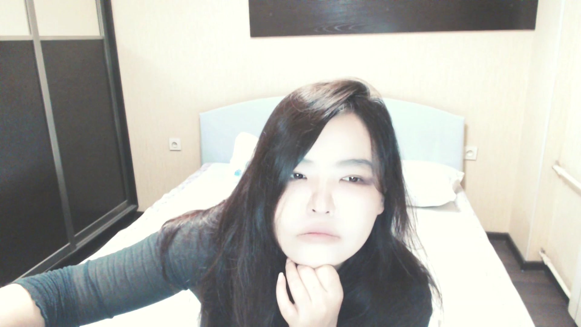 Gallery image thumbnail from AmaiSan's myfreecams stream on, 08/09/2025, 21:24 image 4 of 20