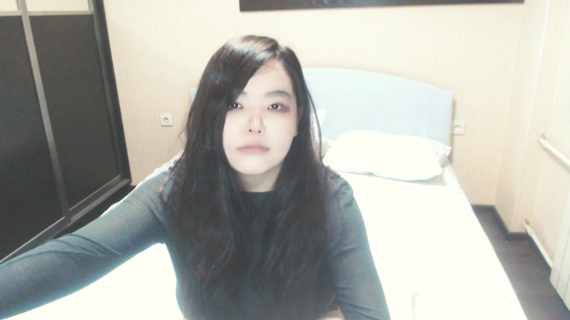 Gallery image thumbnail from AmaiSan's myfreecams stream on, 08/09/2025, 22:19 image 6 of 20