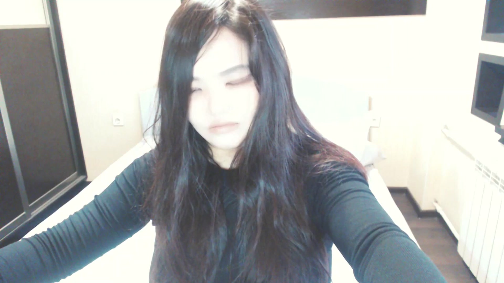 Gallery image thumbnail from AmaiSan's myfreecams stream on, 08/10/2025, 08:17 image 6 of 20