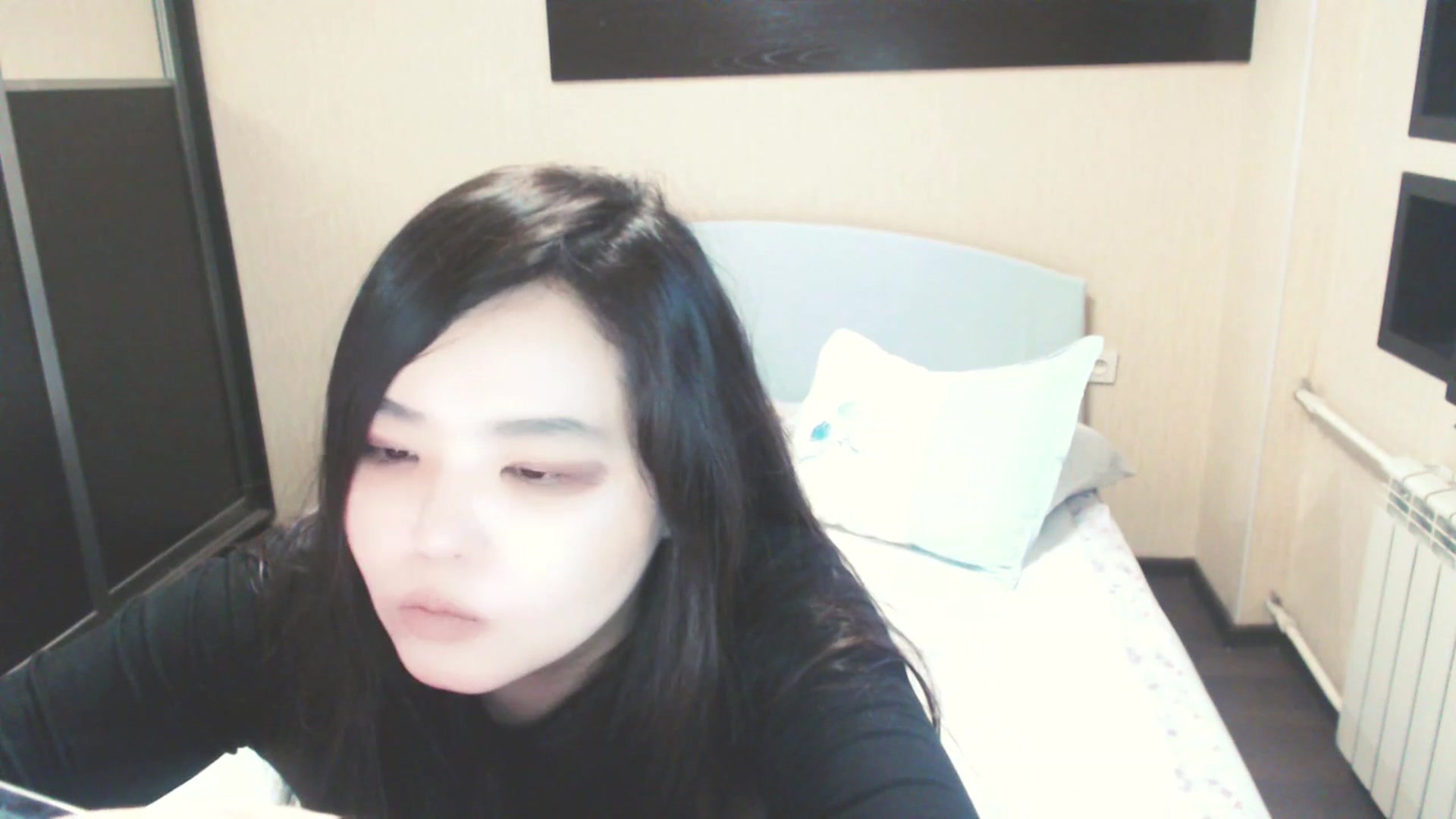 Gallery image thumbnail from AmaiSan's myfreecams stream on, 08/10/2025, 08:17 image 8 of 20