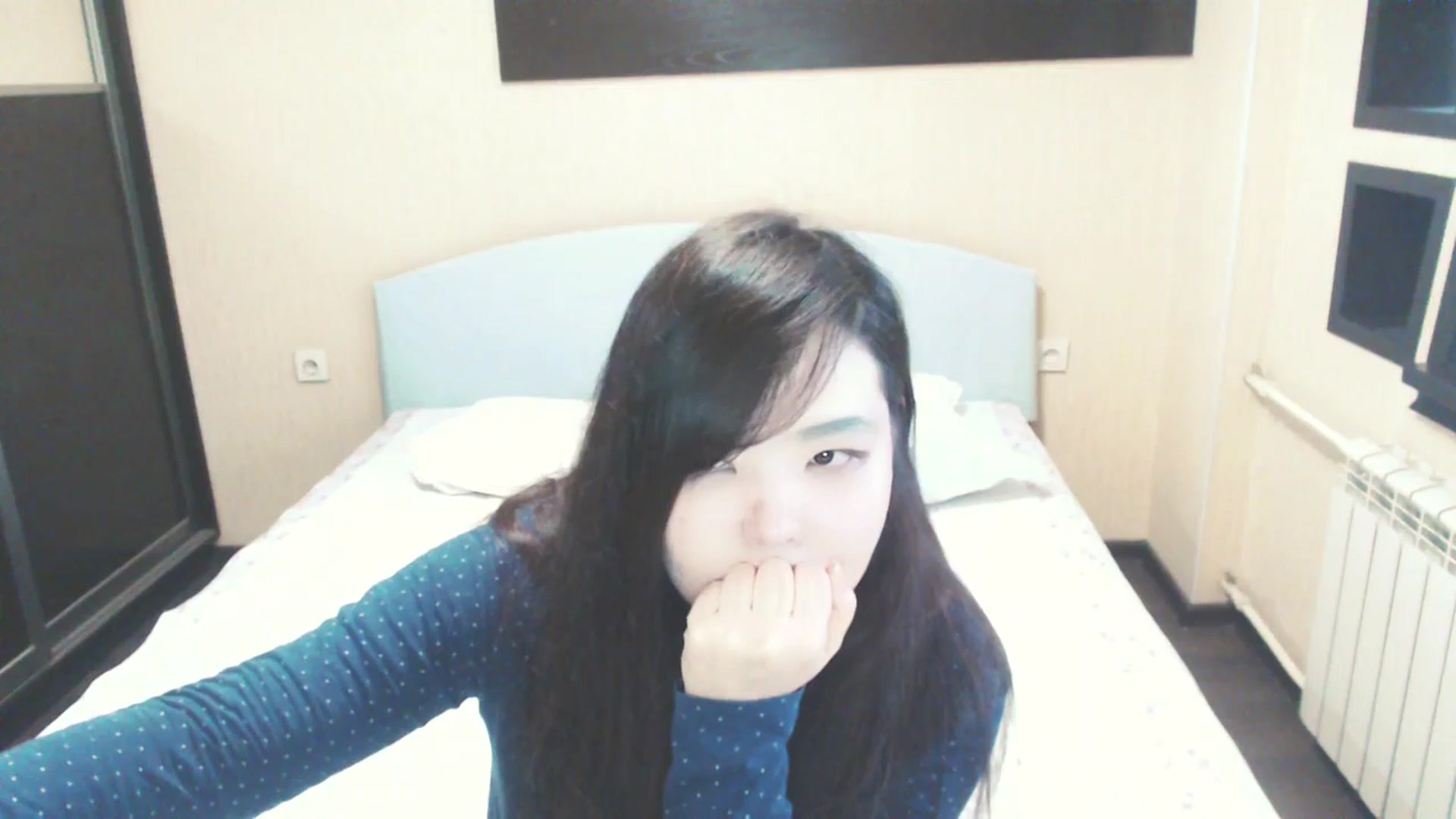 Gallery image thumbnail from AmaiSan's myfreecams stream on, 08/11/2025, 06:56 image 8 of 20
