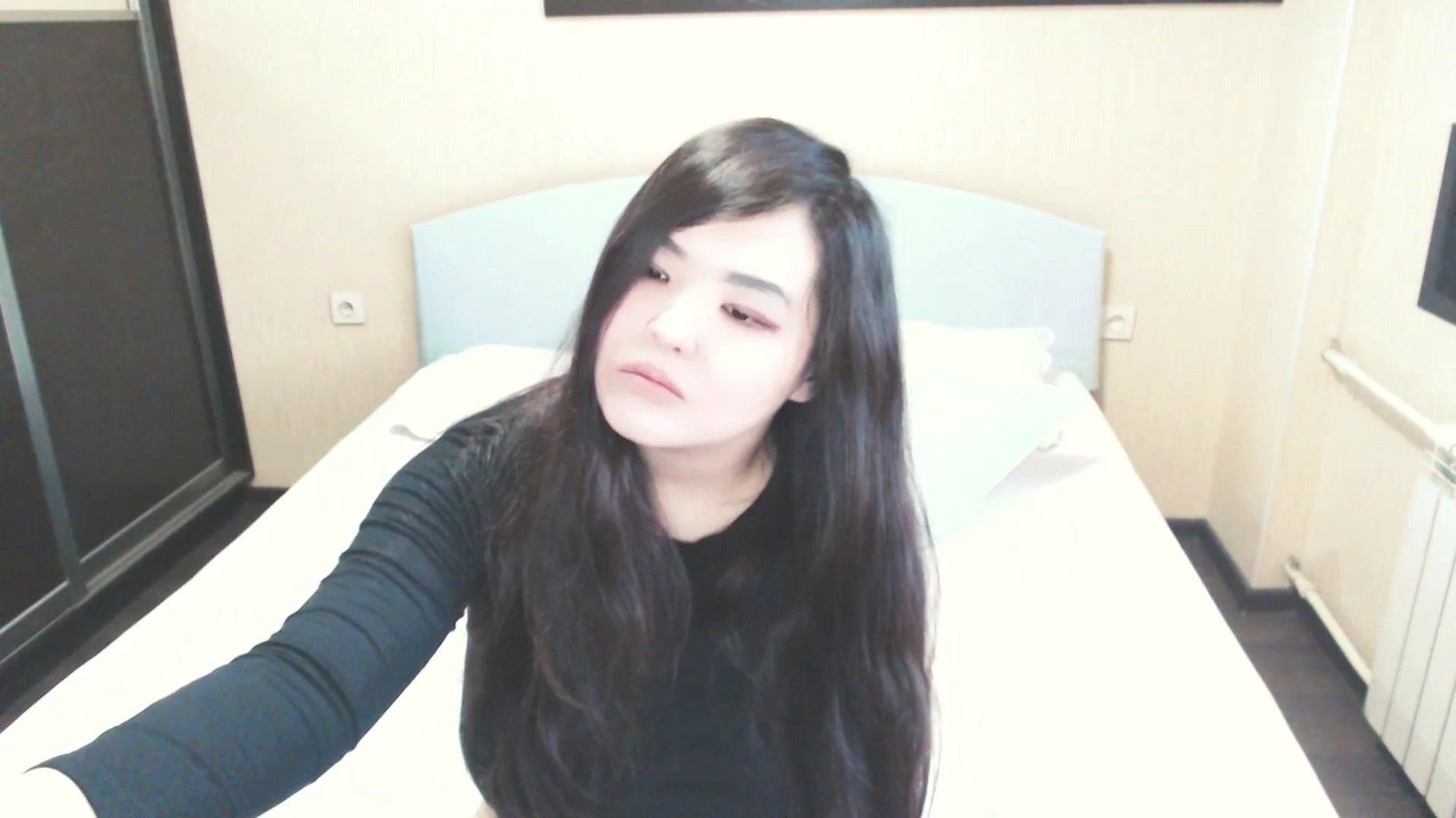 Gallery image thumbnail from AmaiSan's myfreecams stream on, 08/13/2025, 06:00 image 11 of 20