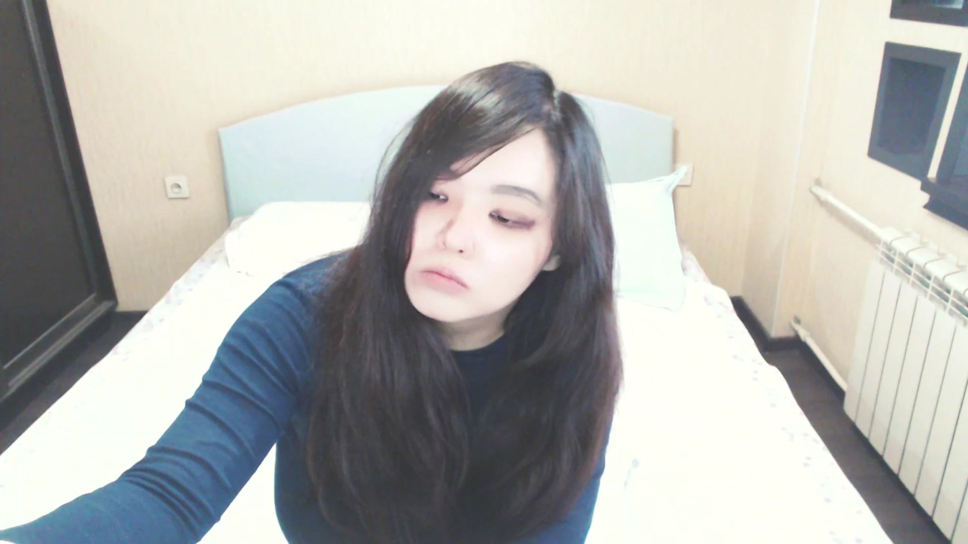Gallery image thumbnail from AmaiSan's myfreecams stream on, 08/18/2025, 05:53 image 10 of 20