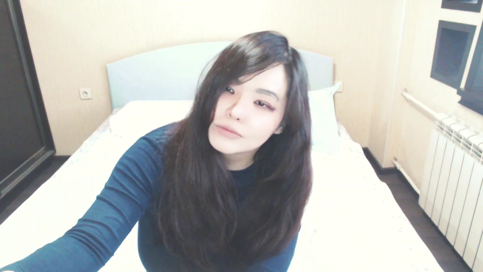Gallery image thumbnail from AmaiSan's myfreecams stream on, 08/18/2025, 05:53 image 12 of 20