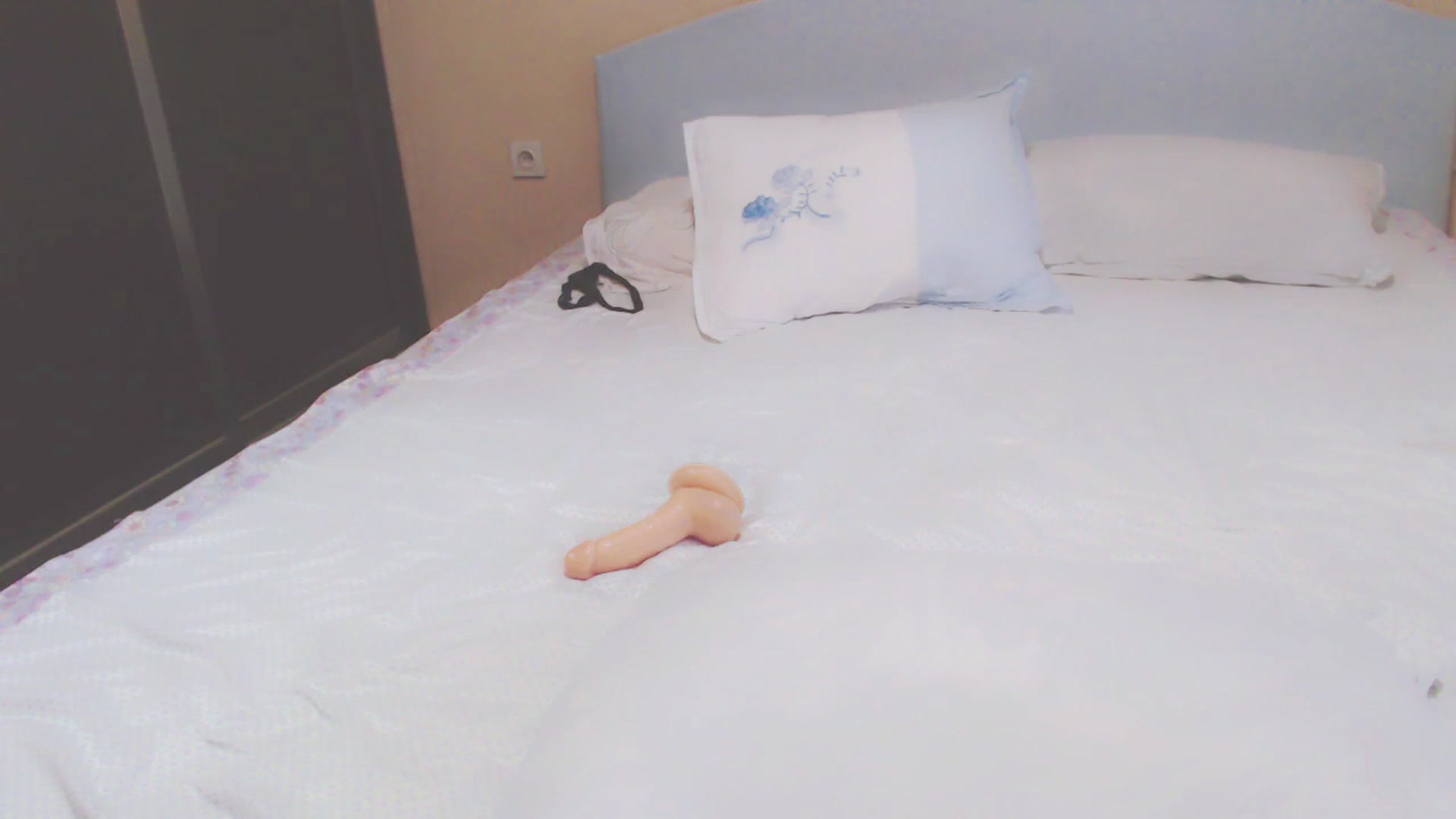 Gallery image thumbnail from AmaiSan's myfreecams stream on, 08/18/2025, 07:50 image 16 of 20