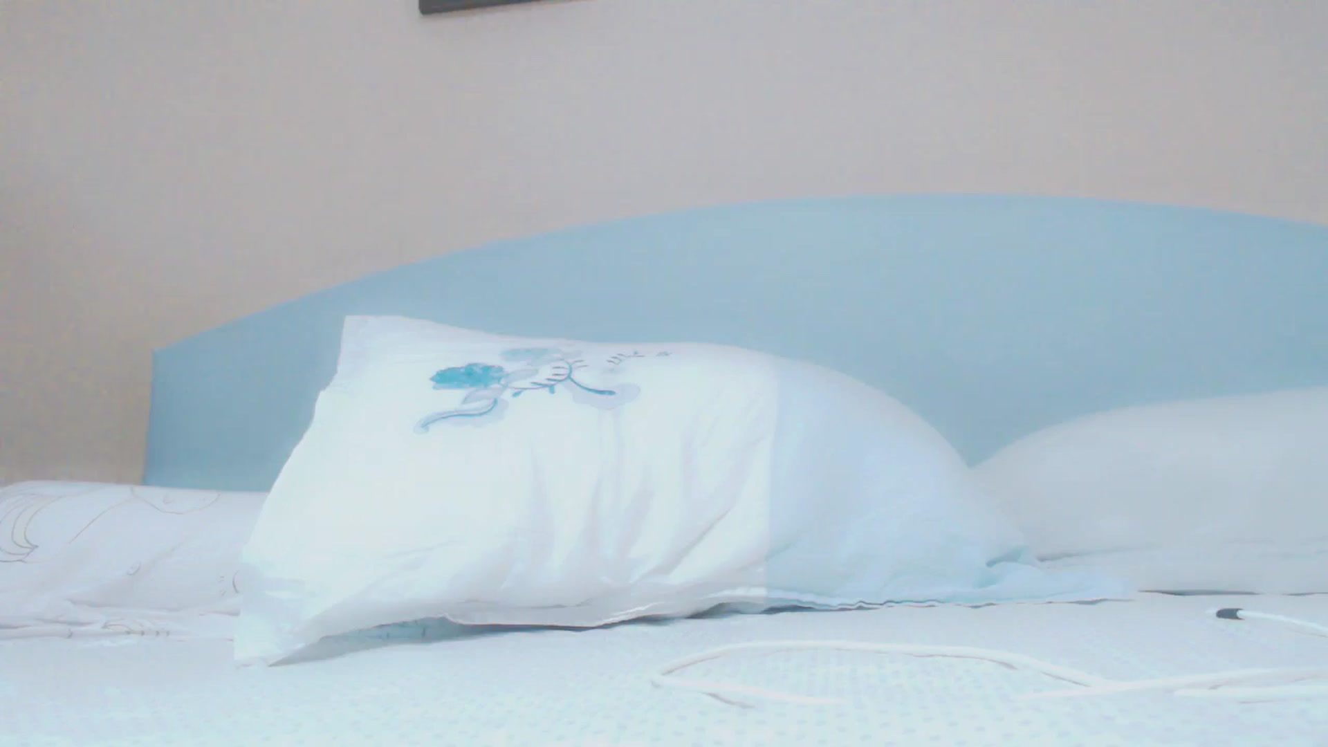 Gallery image thumbnail from AmaiSan's myfreecams stream on, 08/19/2025, 19:41 image 18 of 20