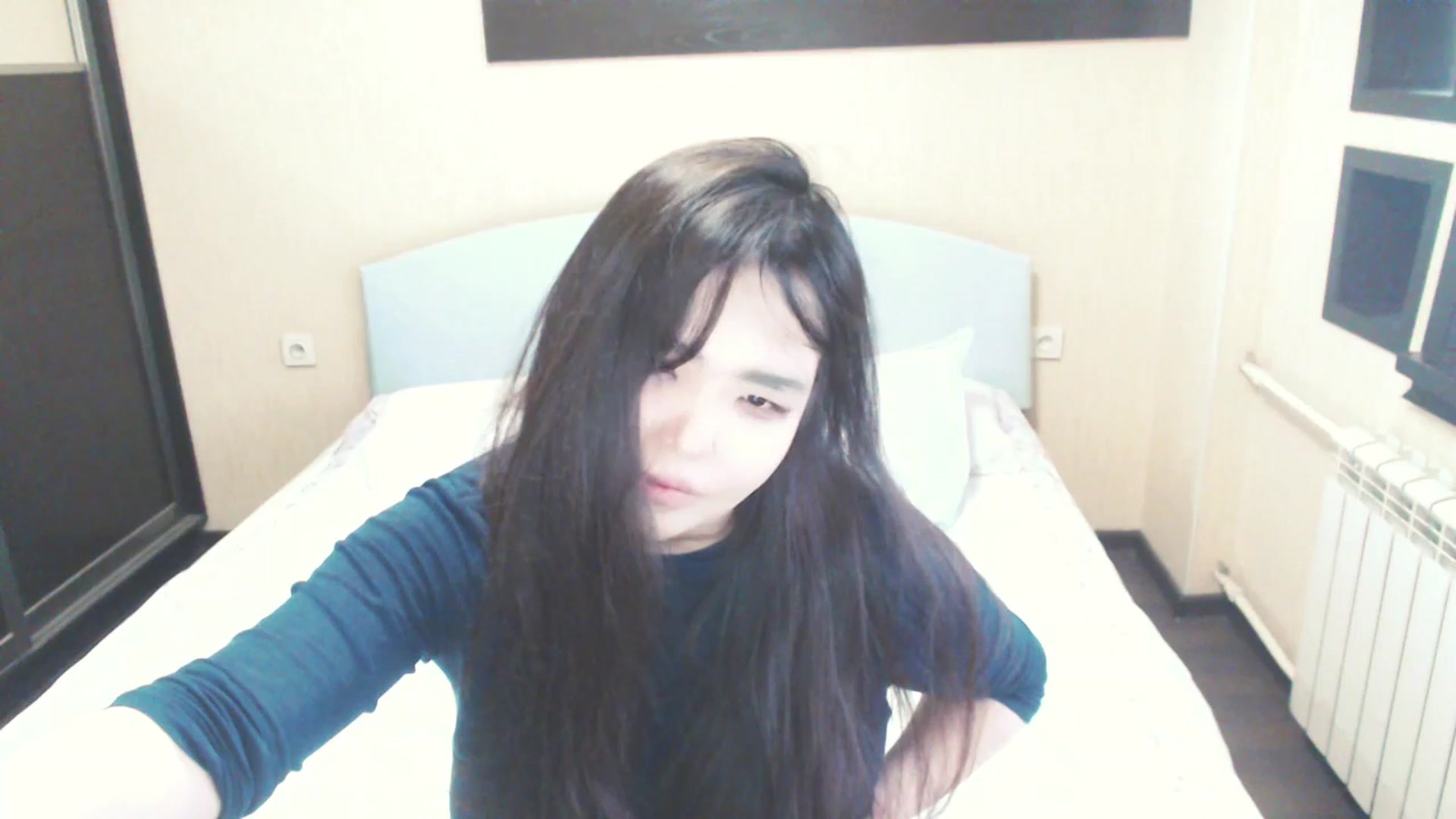 Gallery image thumbnail from AmaiSan's myfreecams stream on, 08/20/2025, 06:01 image 17 of 20