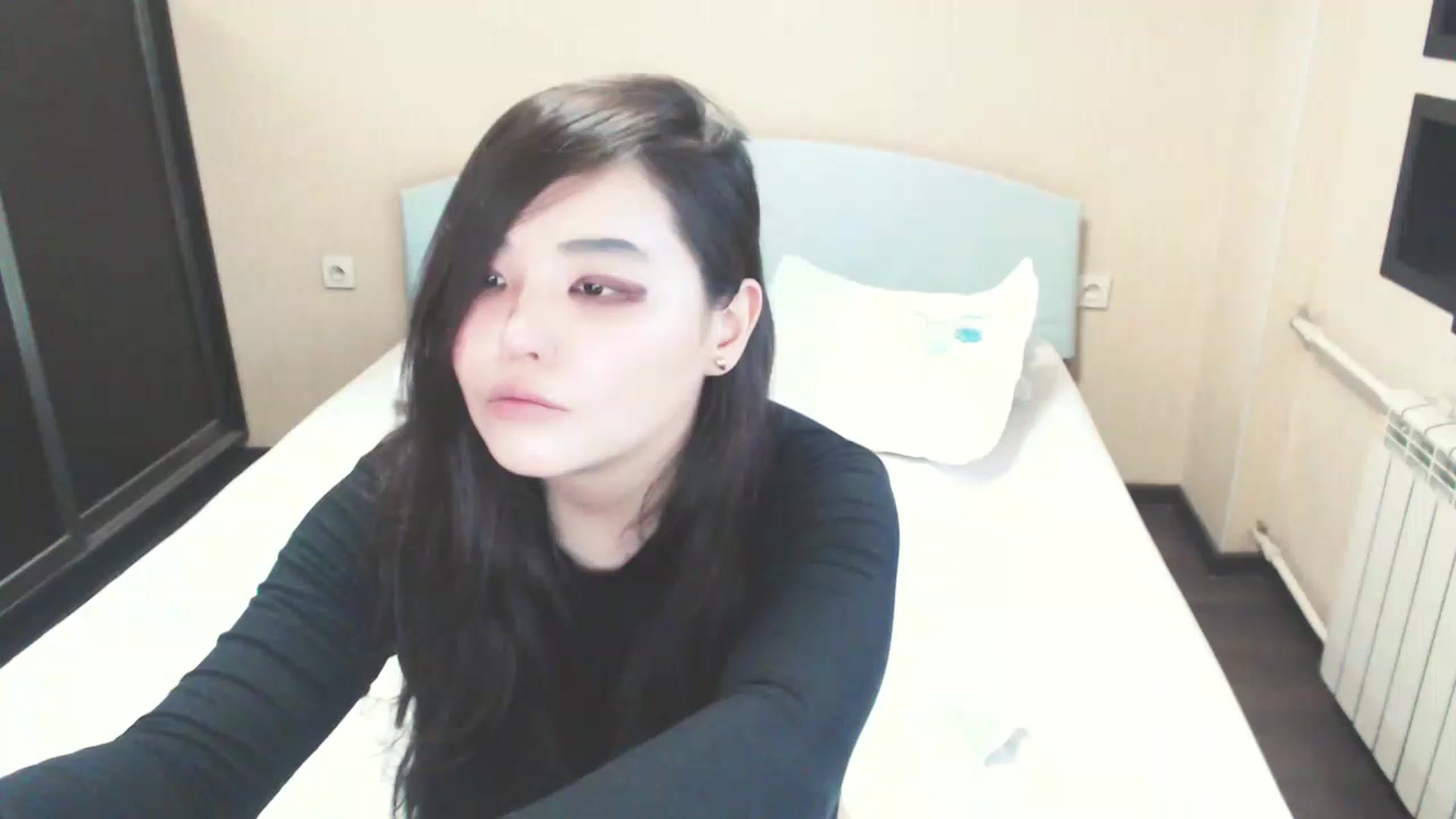 Gallery image thumbnail from AmaiSan's myfreecams stream on, 08/22/2025, 06:31 image 6 of 20
