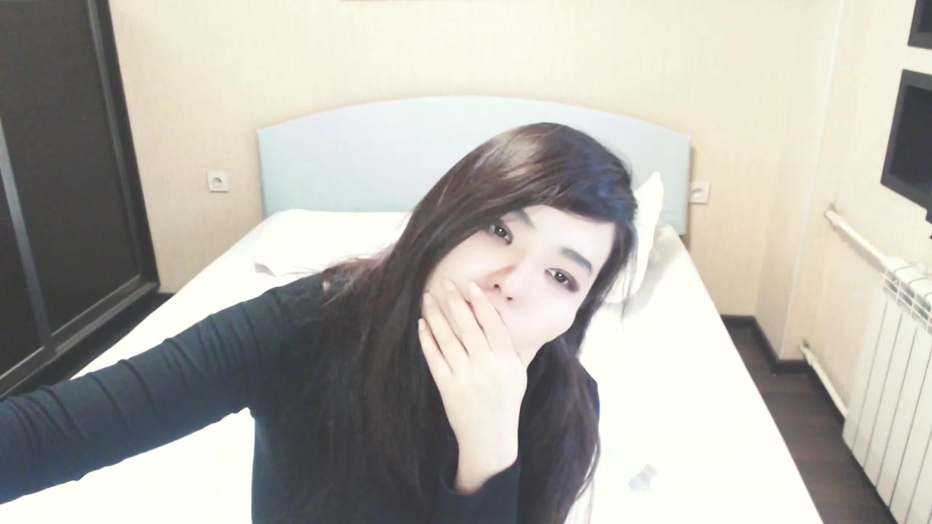 Gallery image thumbnail from AmaiSan's myfreecams stream on, 08/22/2025, 06:31 image 16 of 20