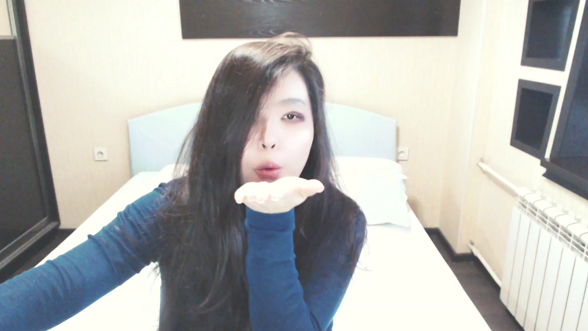 Gallery image thumbnail from AmaiSan's myfreecams stream on, 08/24/2025, 08:52 image 7 of 20