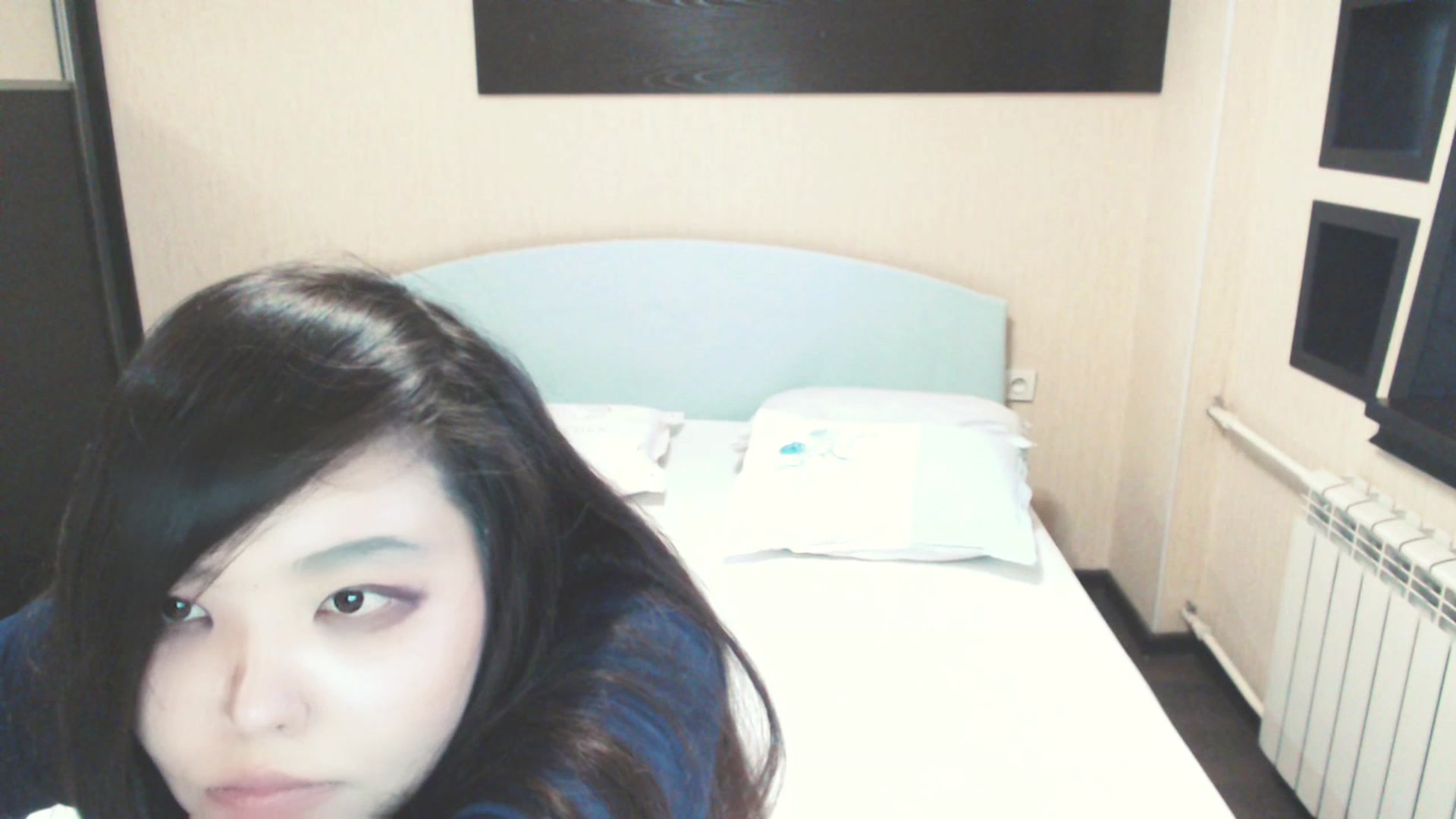 Gallery image thumbnail from AmaiSan's myfreecams stream on, 08/24/2025, 08:52 image 11 of 20