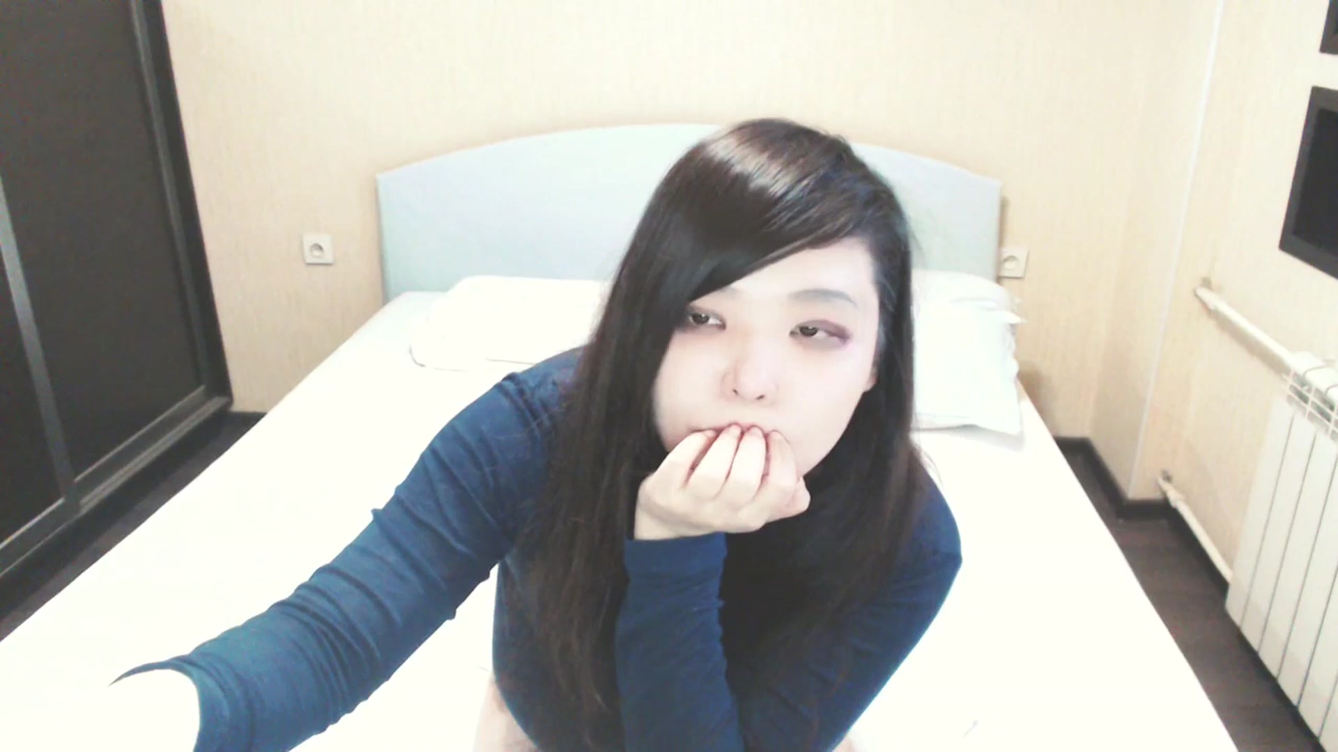 Gallery image thumbnail from AmaiSan's myfreecams stream on, 08/24/2025, 09:27 image 8 of 20
