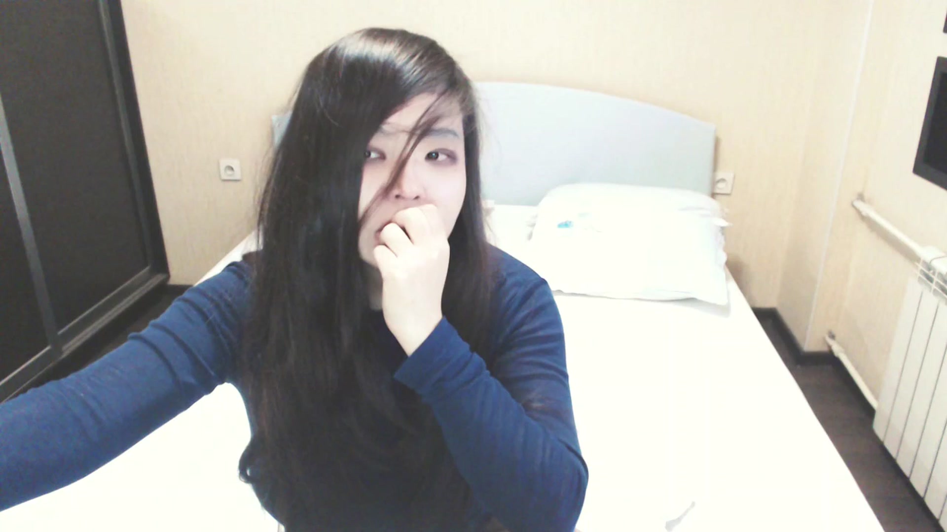 Gallery image thumbnail from AmaiSan's myfreecams stream on, 08/24/2025, 09:27 image 1 of 20