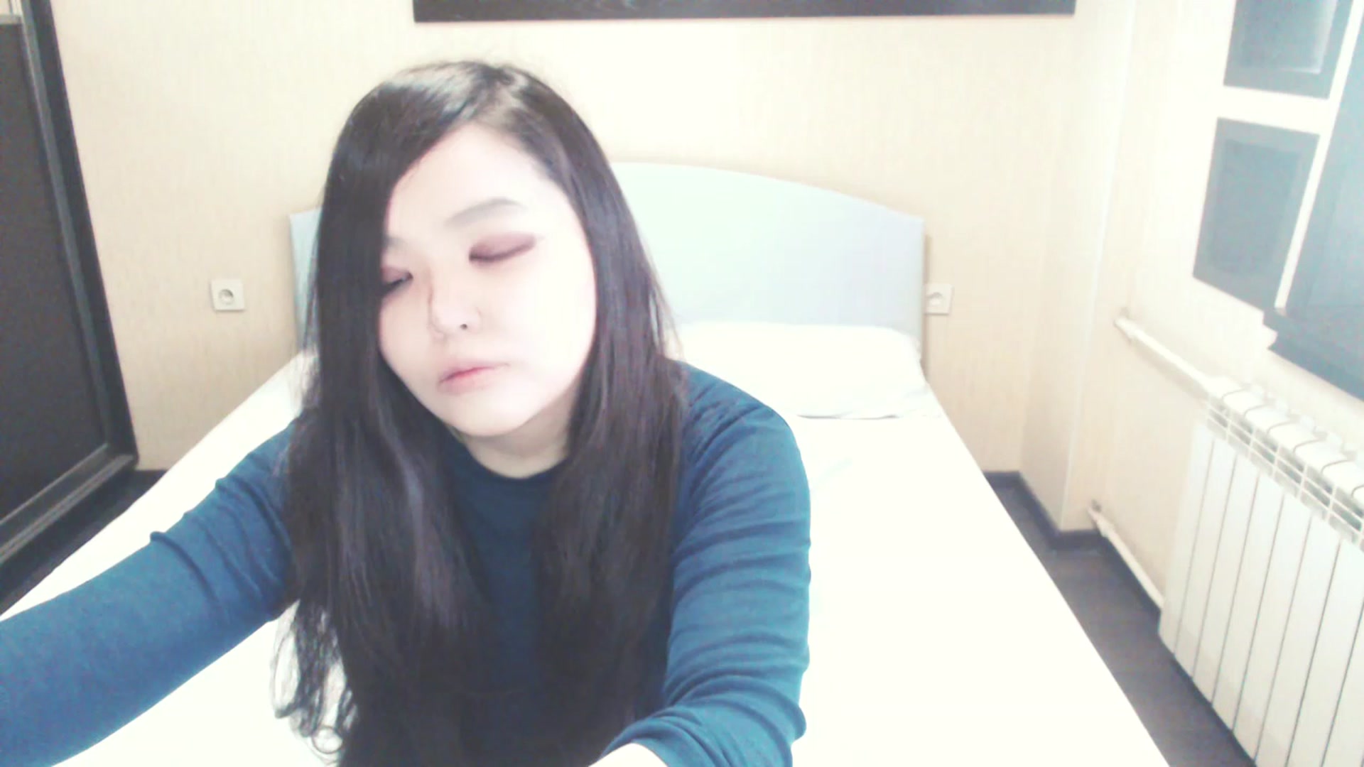 Gallery image thumbnail from AmaiSan's myfreecams stream on, 08/25/2025, 05:40 image 3 of 20