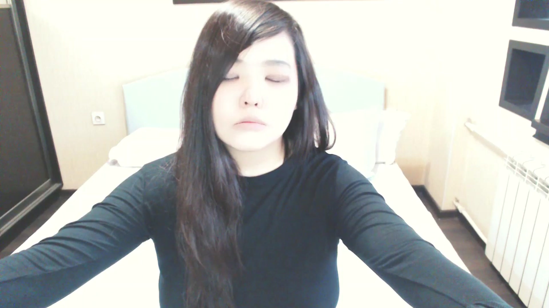 Gallery image thumbnail from AmaiSan's myfreecams stream on, 08/27/2025, 06:57 image 13 of 20