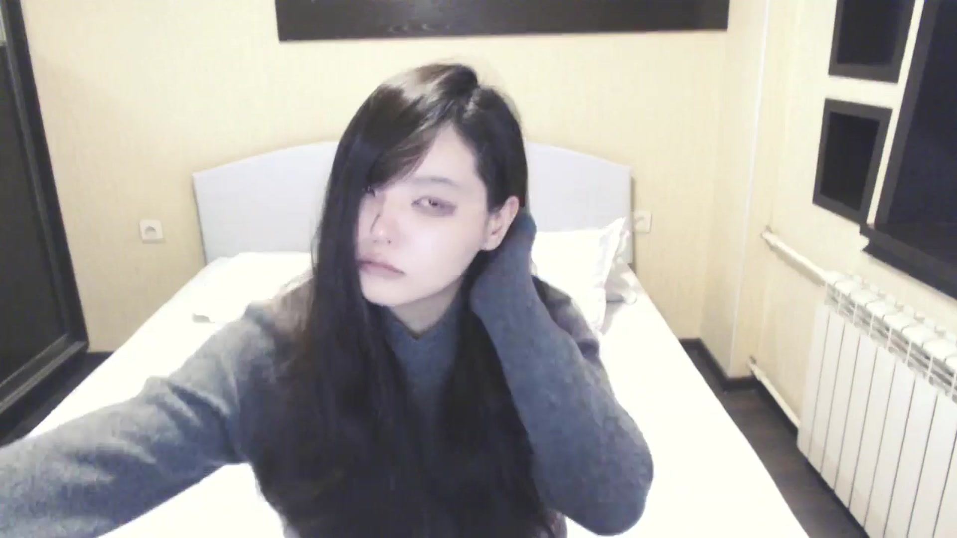 Gallery image thumbnail from AmaiSan's myfreecams stream on, 11/04/2025, 07:56 image 8 of 20